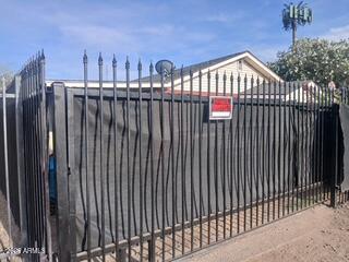2045 S 6TH Avenue, Phoenix, AZ 85003