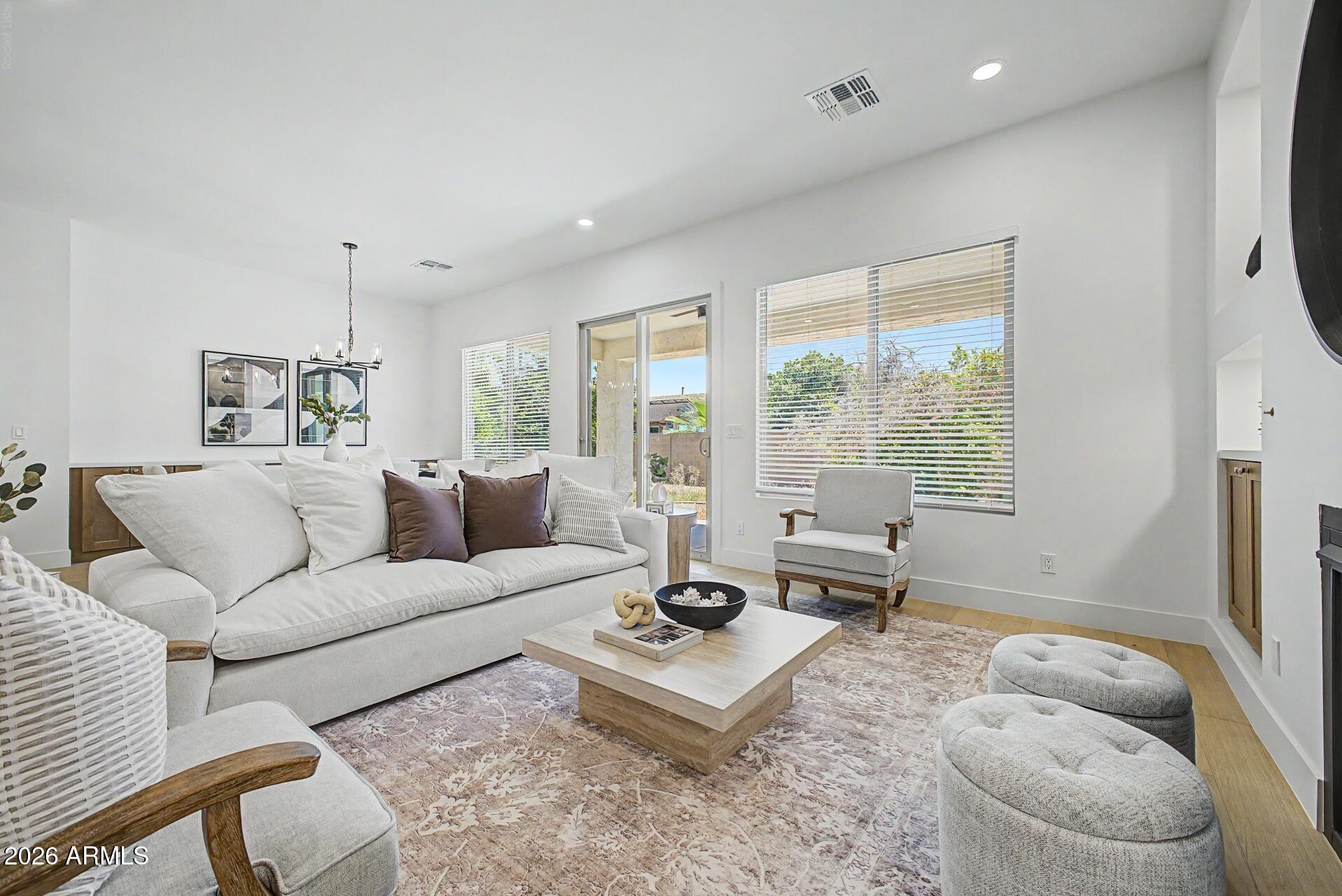 4429 E DOWNING Circle, Mesa, AZ 85205