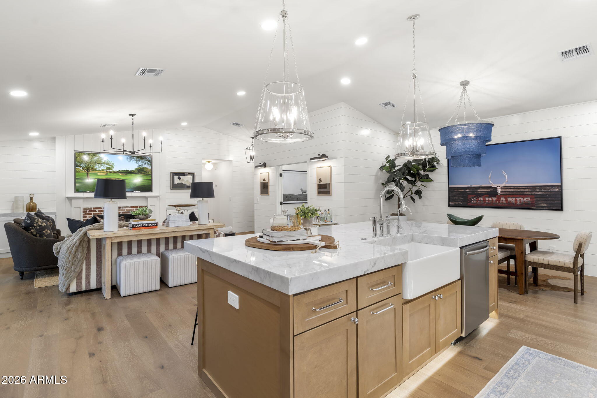 4854 E BLANCHE Drive, Scottsdale, AZ 85254
