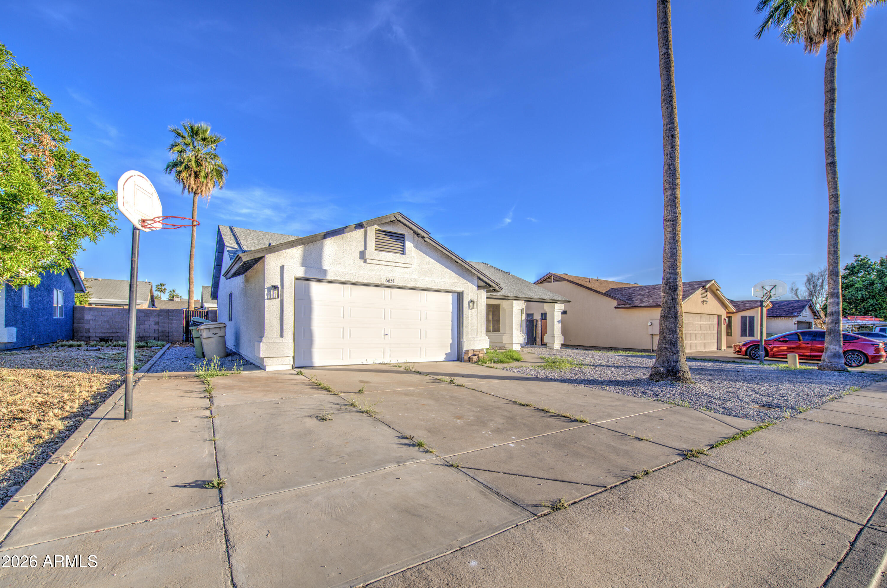 6631 N 85TH Avenue, Glendale, AZ 85305