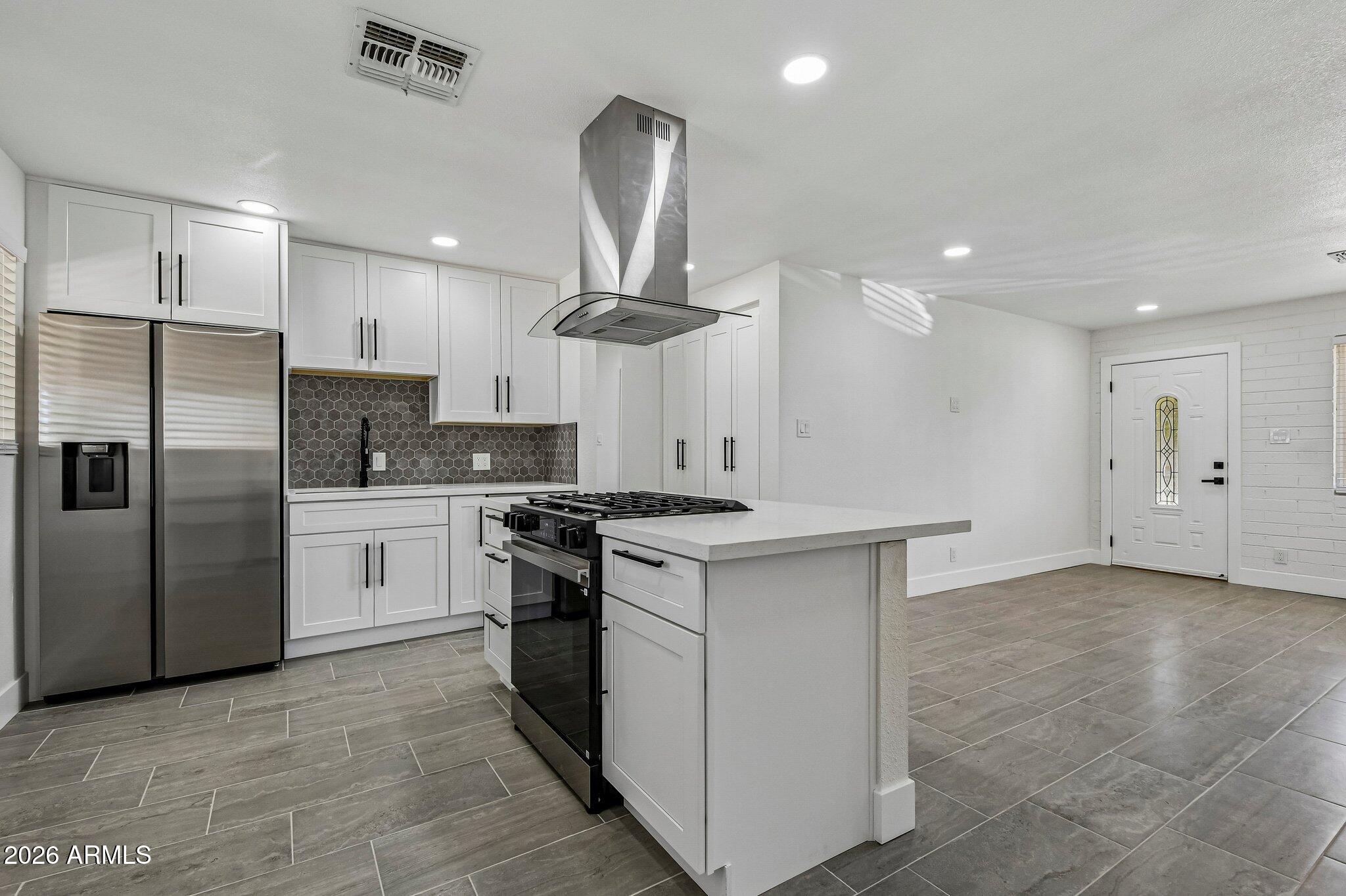 10258 N 18TH Avenue, Phoenix, AZ 85021
