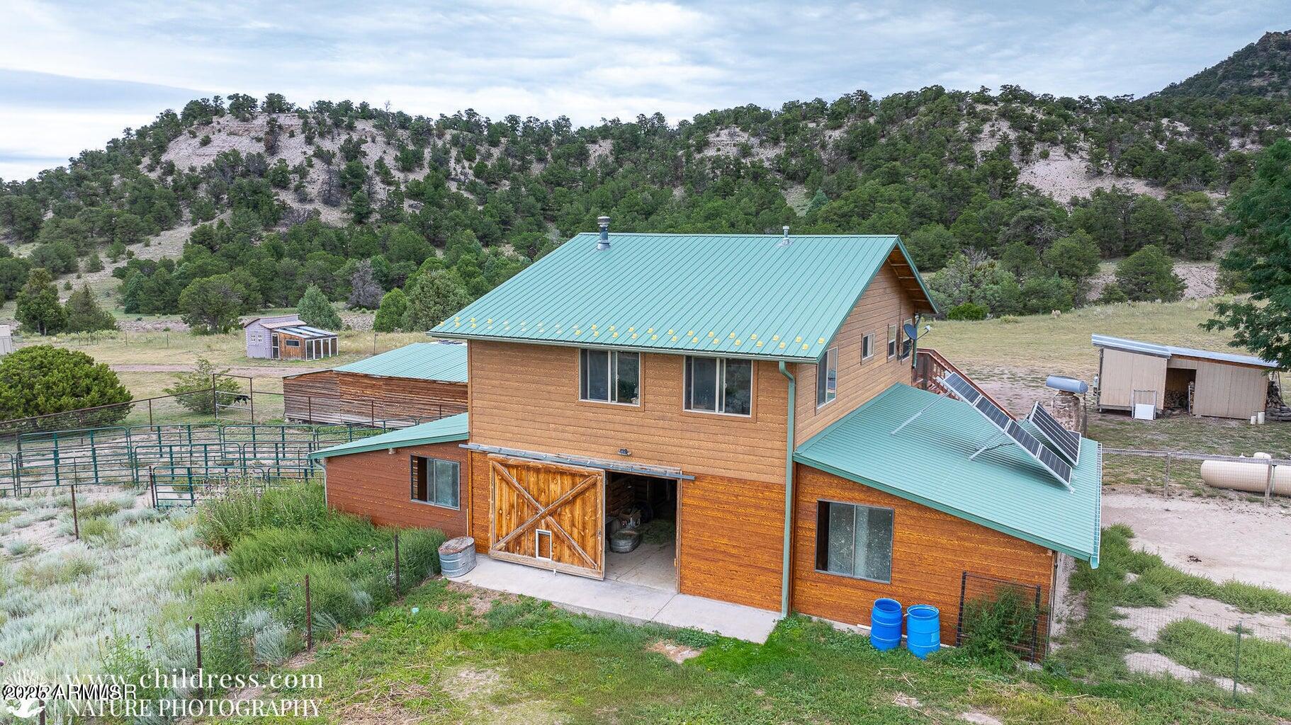 41451 HWY 180, Nutrioso, AZ 85932