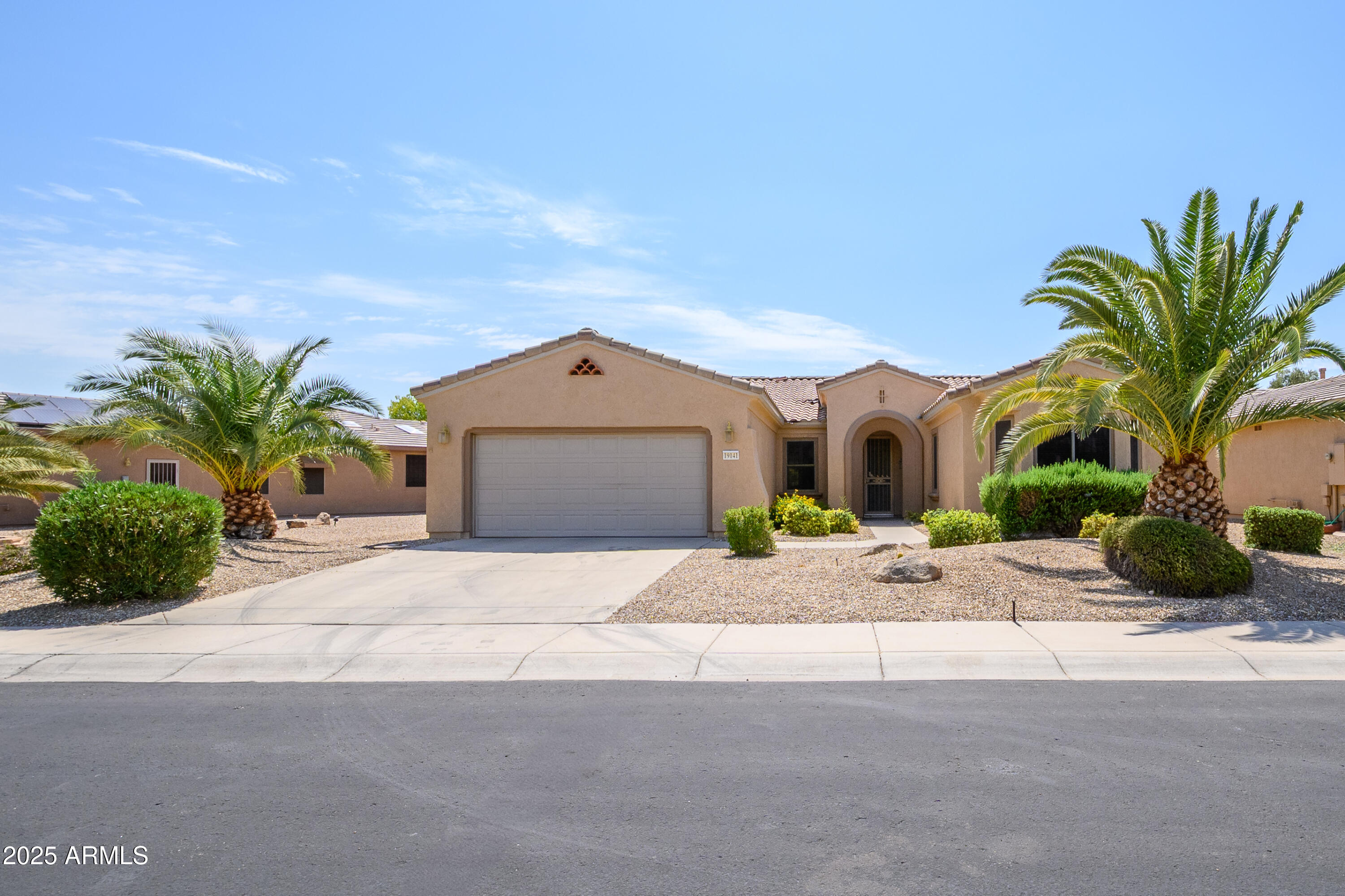 19141 N TAMARISK FLOWER Way, Surprise, AZ 85387
