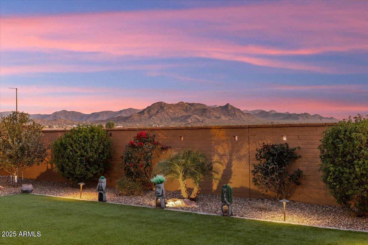 27453 W WAHALLA Lane, Buckeye, AZ 85396