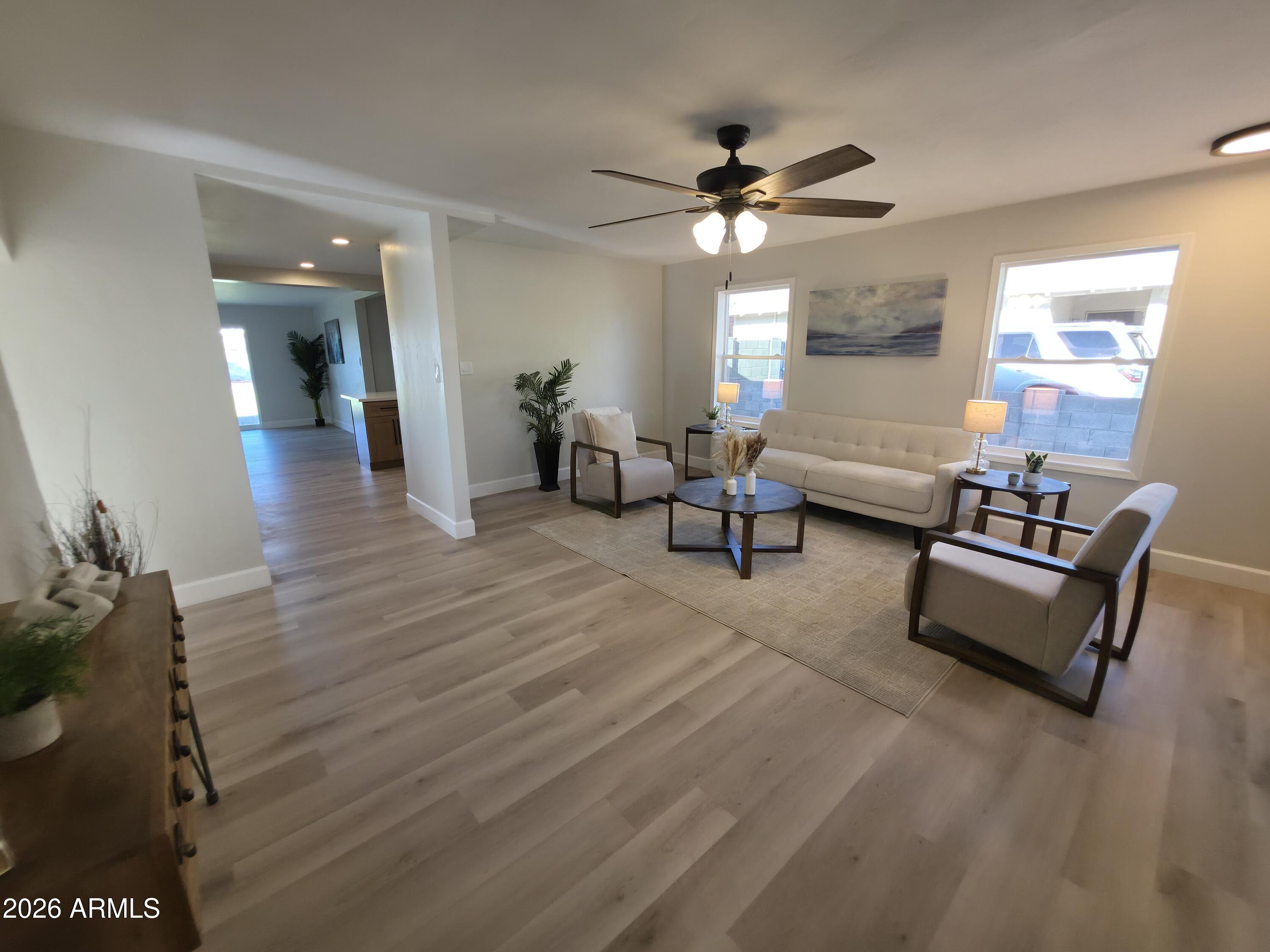 2710 E AMELIA Avenue, Phoenix, AZ 85016
