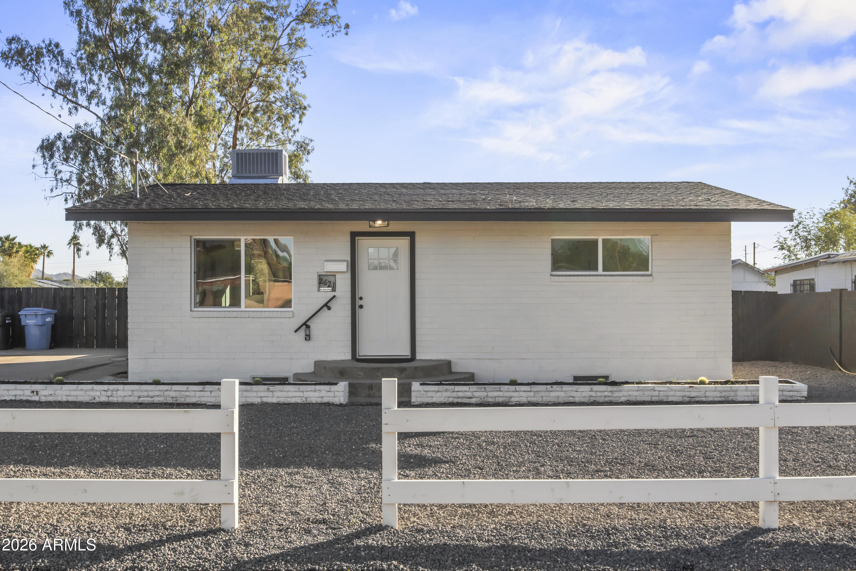 2621 N 14TH Street, Phoenix, AZ 85006