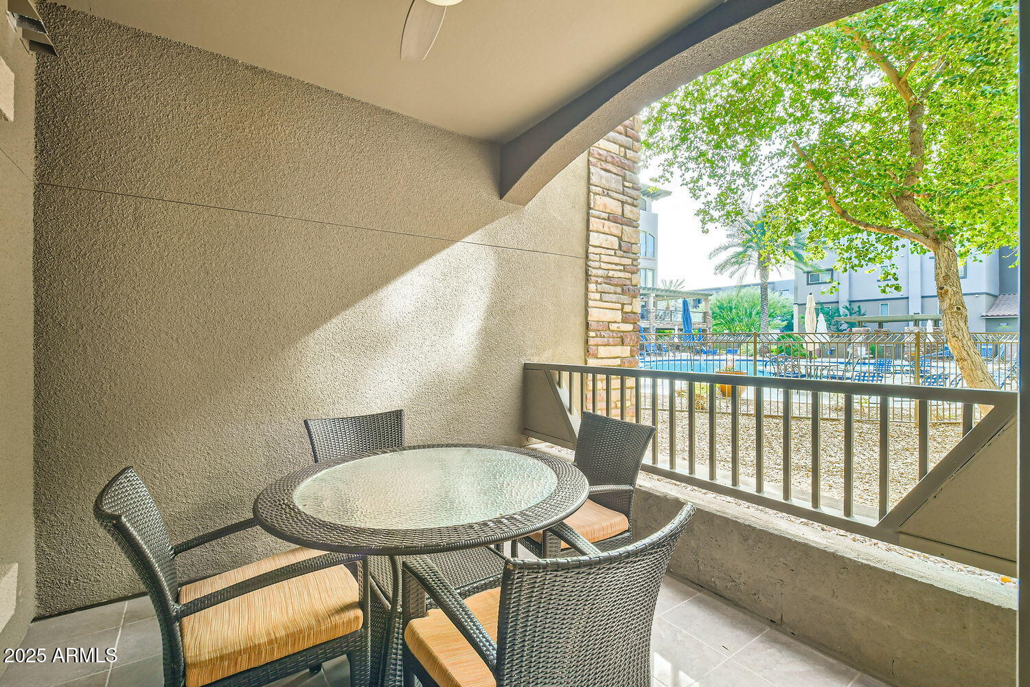 5450 E DEER VALLEY Drive 1180, Phoenix, AZ 85054