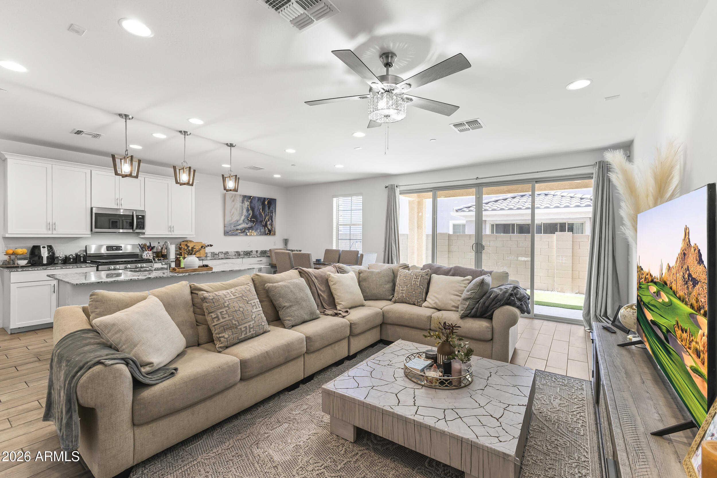 654 S BEEBE Street, Gilbert, AZ 85296