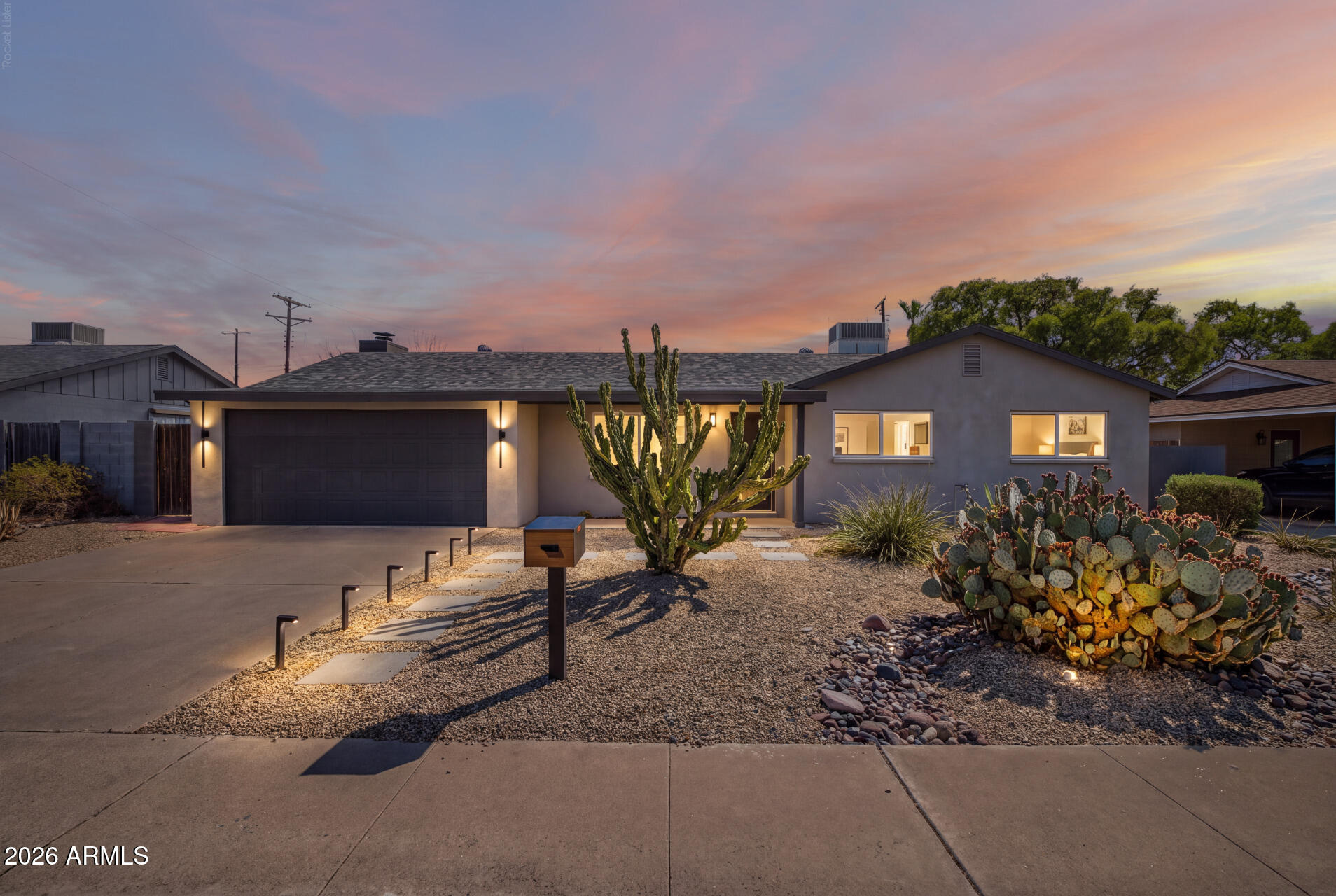 6814 E BELLEVIEW Street, Scottsdale, AZ 85257