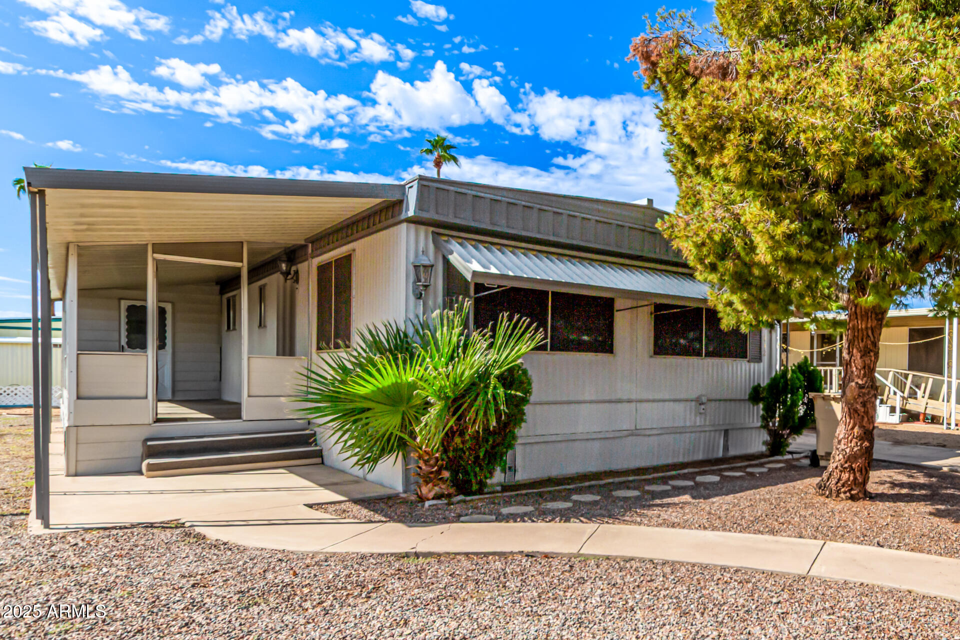2650 W UNION HILLS Drive 112, Phoenix, AZ 85027