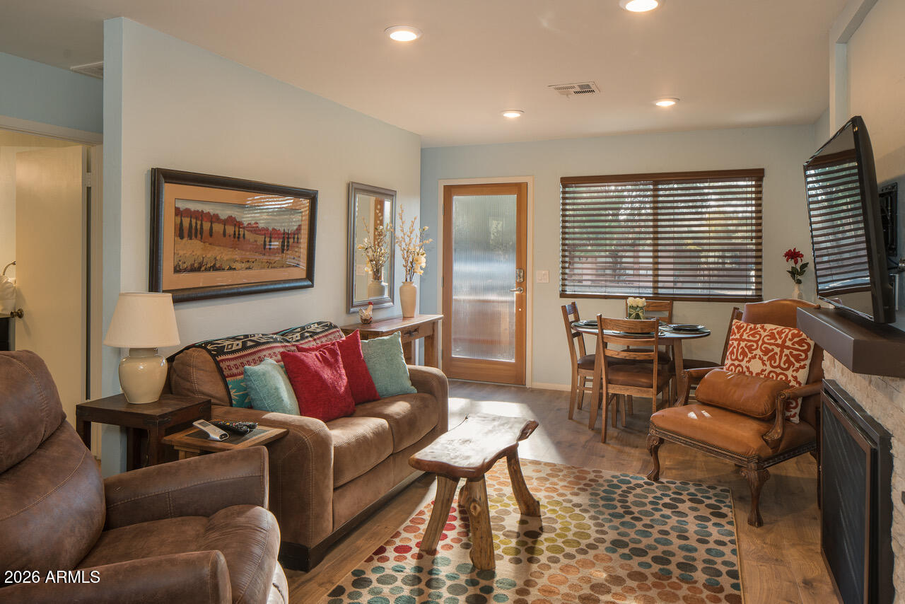 445 COFFEE POT Drive, Sedona, AZ 86336