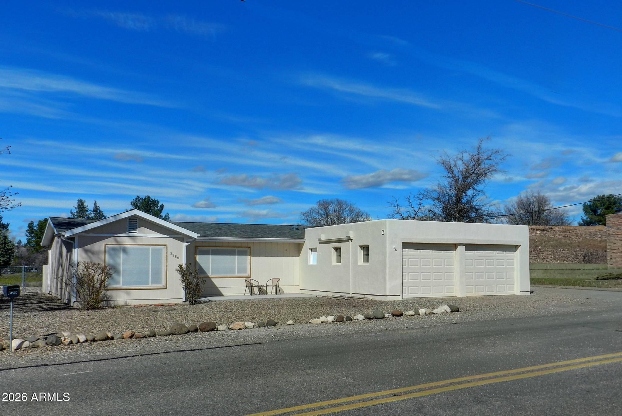 3960 E LAKE SHORE Drive, Rimrock, AZ 86335