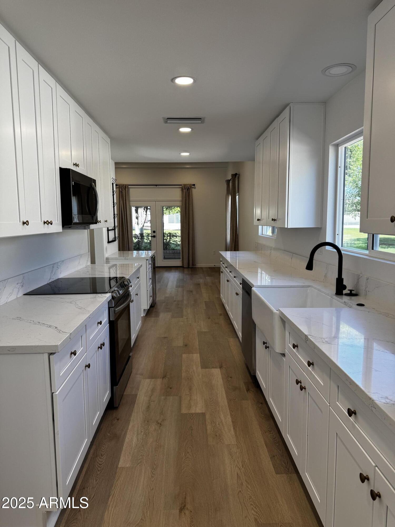 10318 W Manzanita Drive, Sun City, AZ 85373