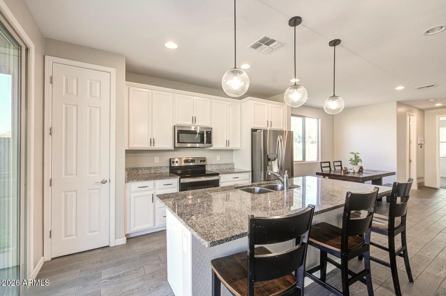 782 E BETSY Lane, Gilbert, AZ 85296
