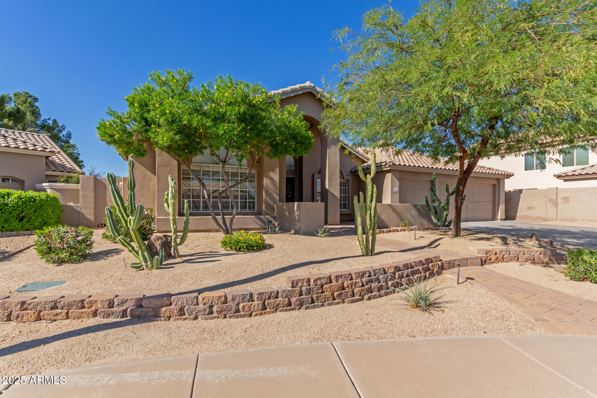 810 N LOS ALTOS Drive, Chandler, AZ 85224