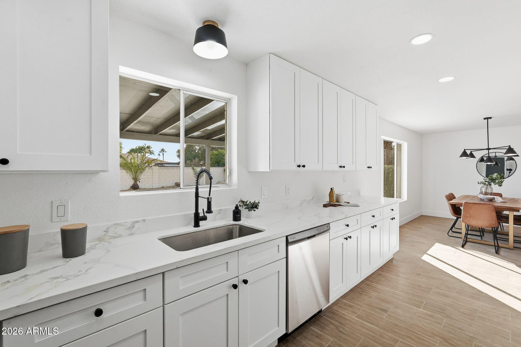 403 W GAIL Drive, Chandler, AZ 85225