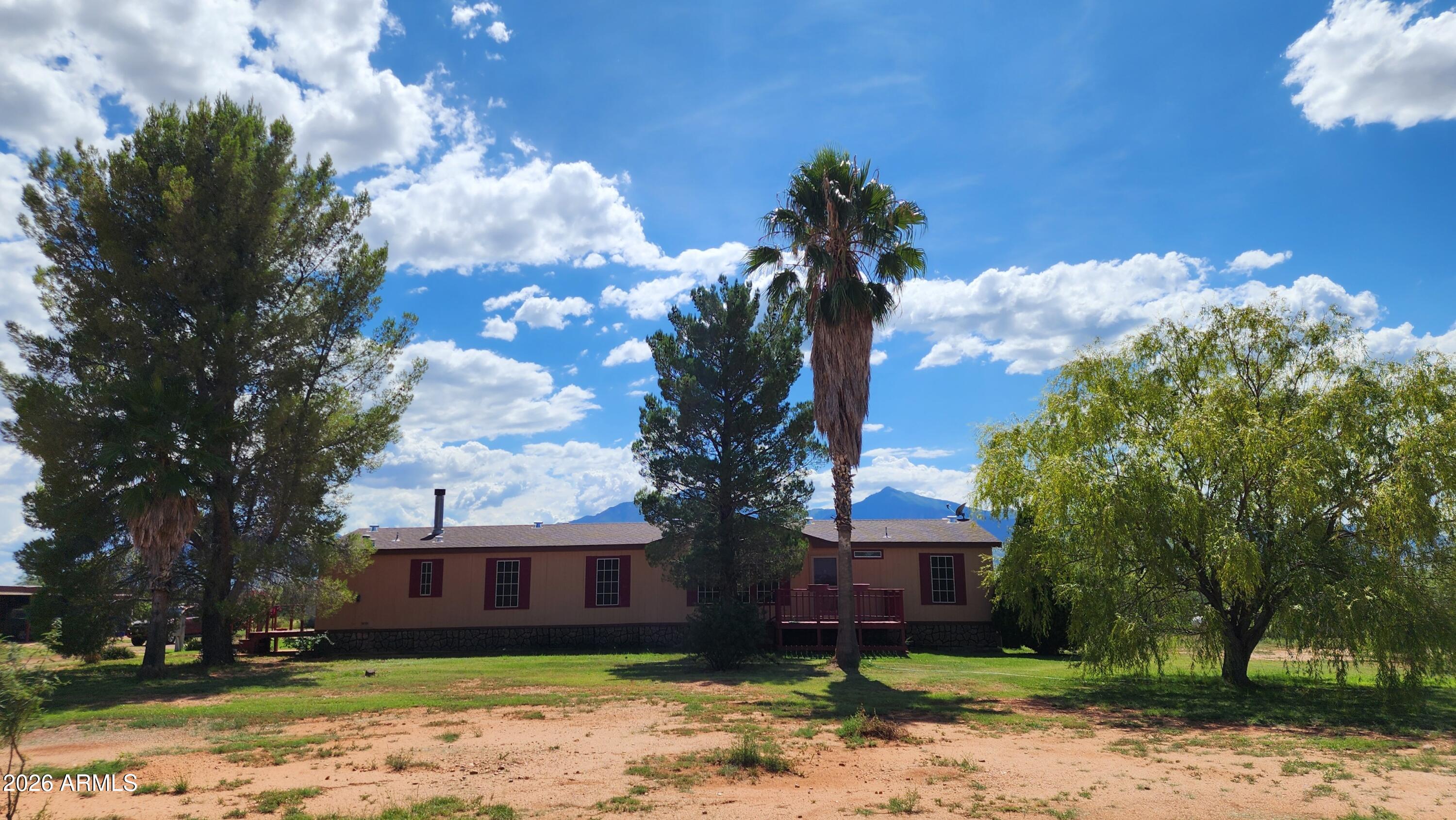 5780 S Mescalero Road, Hereford, AZ 85615