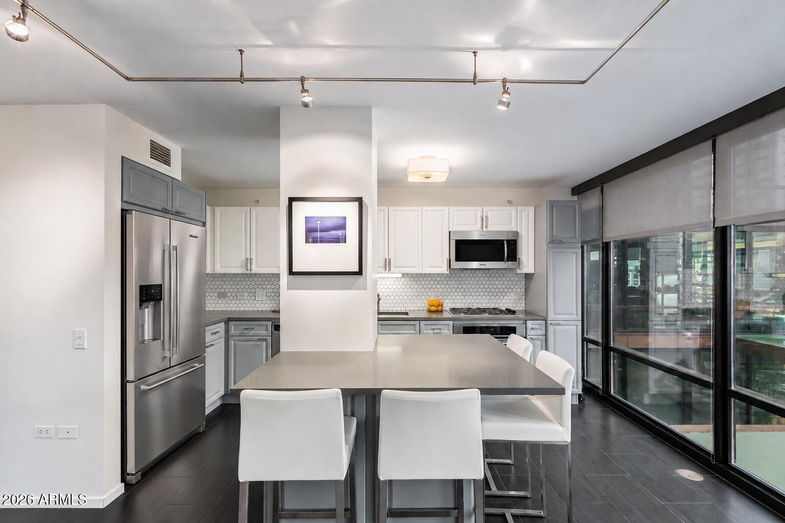 4808 N 24TH Street 405, Phoenix, AZ 85016