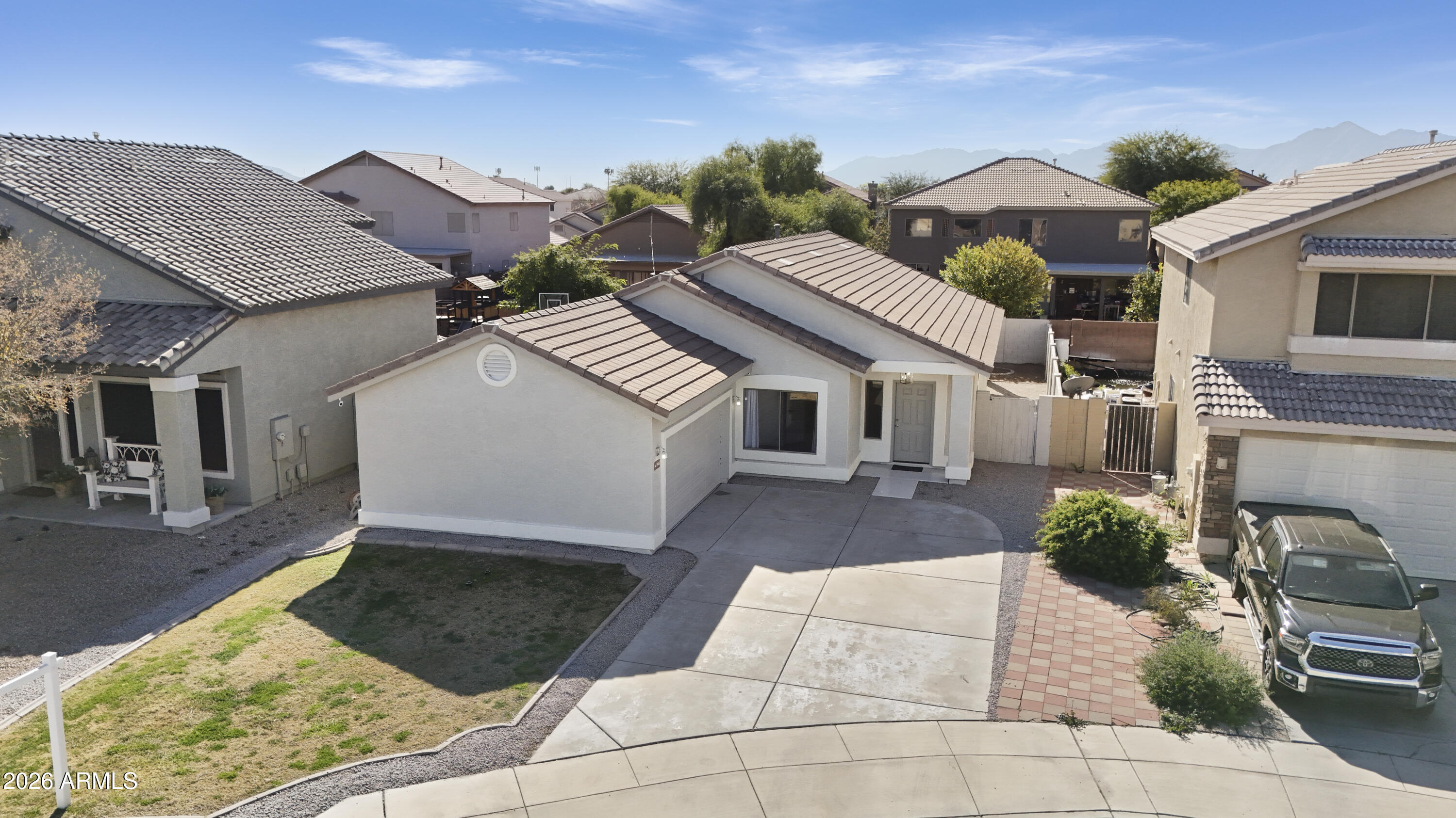 7945 W CHICKASAW Street, Phoenix, AZ 85043