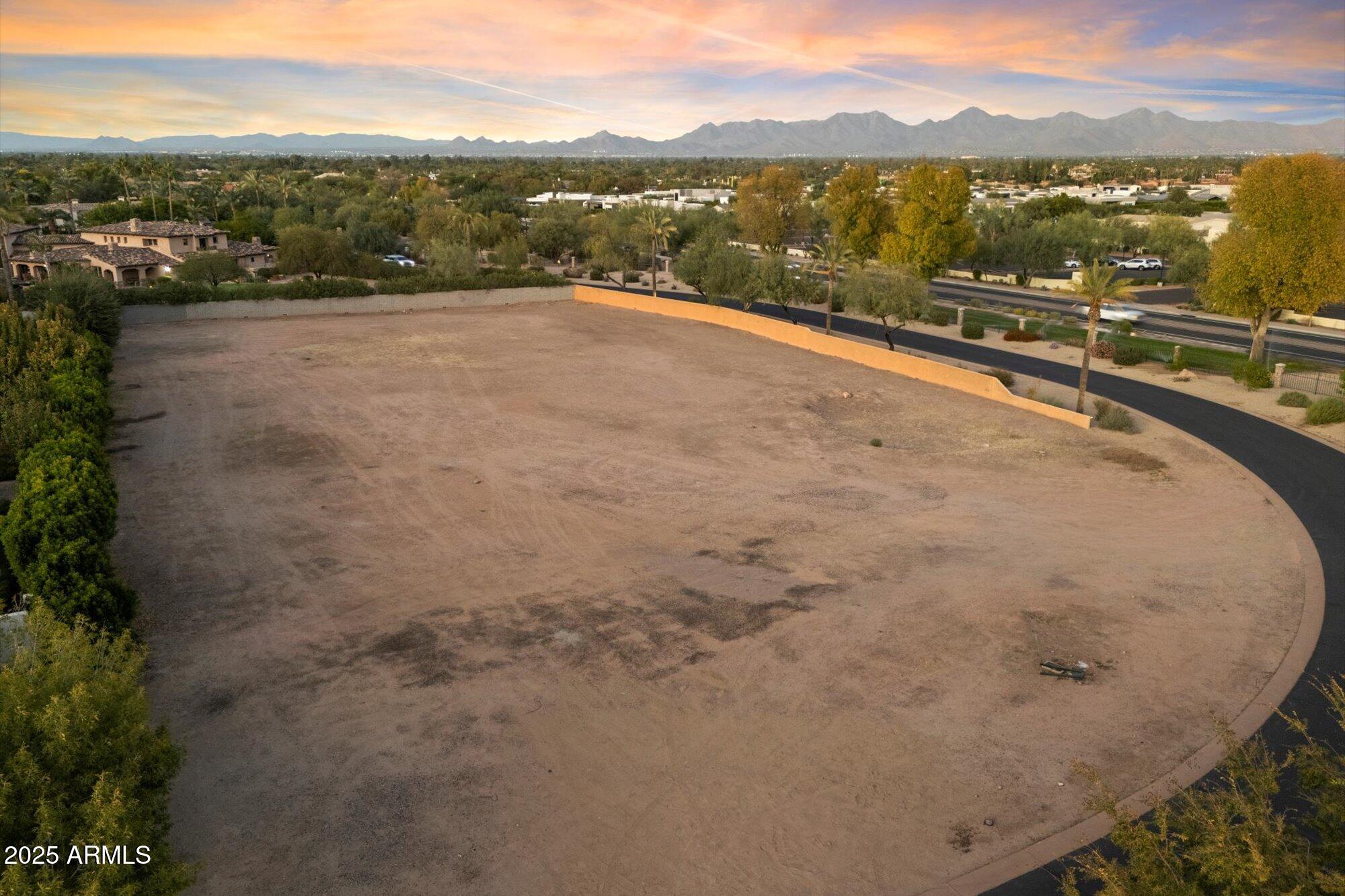 6700 E CACTUS WREN Road 30, Paradise Valley, AZ 85253