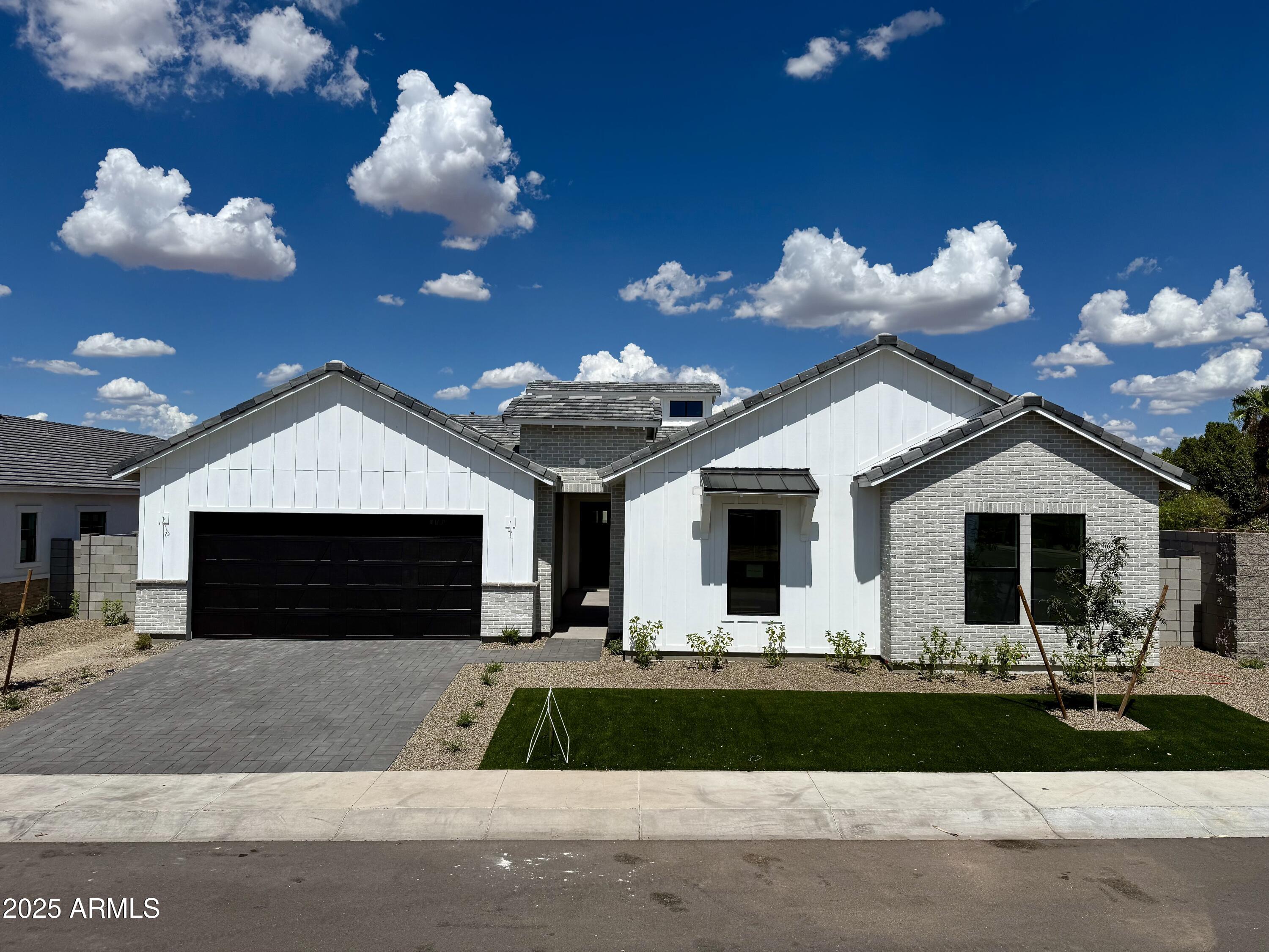 6454 E OASIS Circle, Mesa, AZ 85215