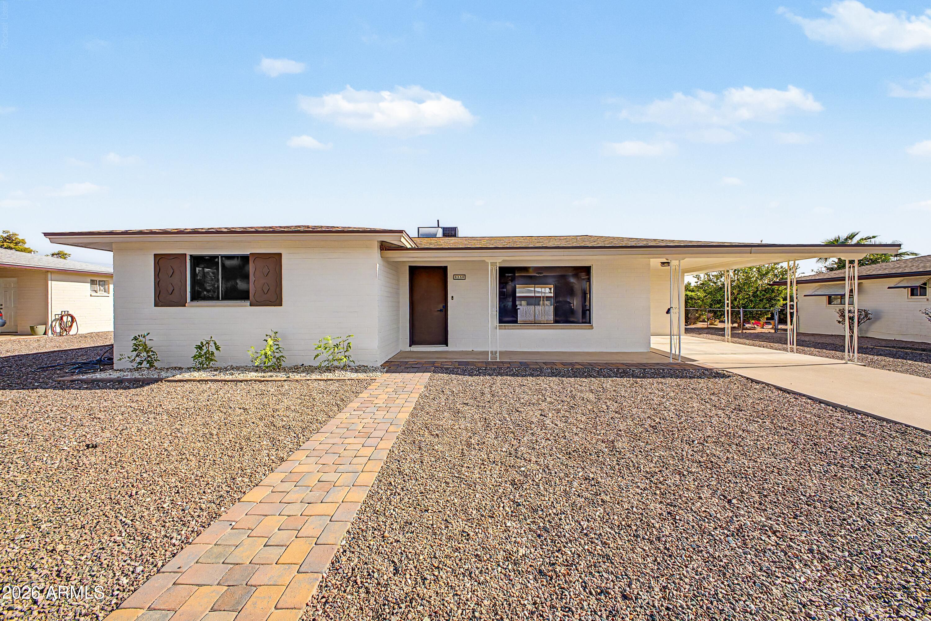 5325 E DES MOINES Street, Mesa, AZ 85205
