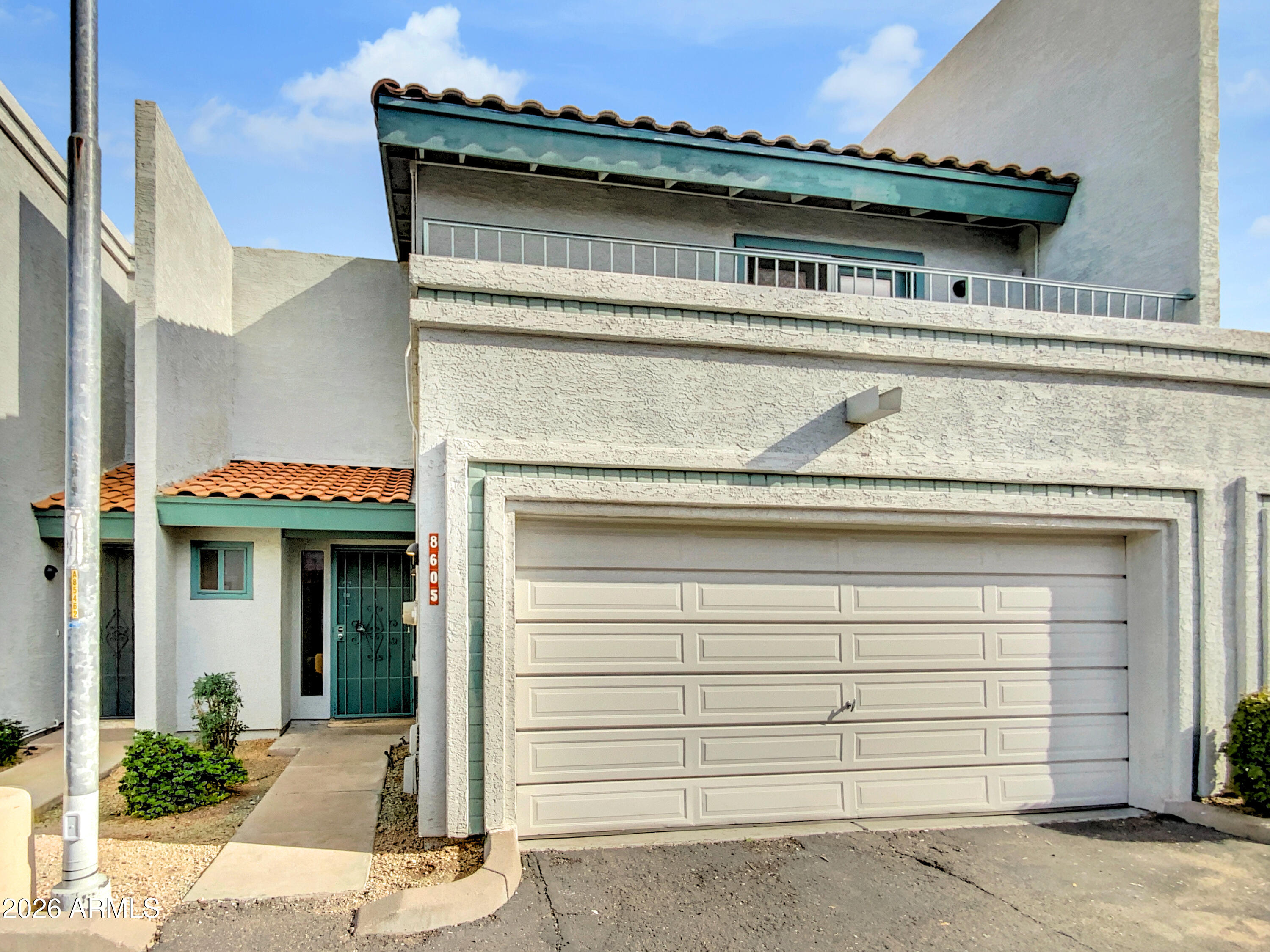 8605 N 67TH Lane, Peoria, AZ 85345