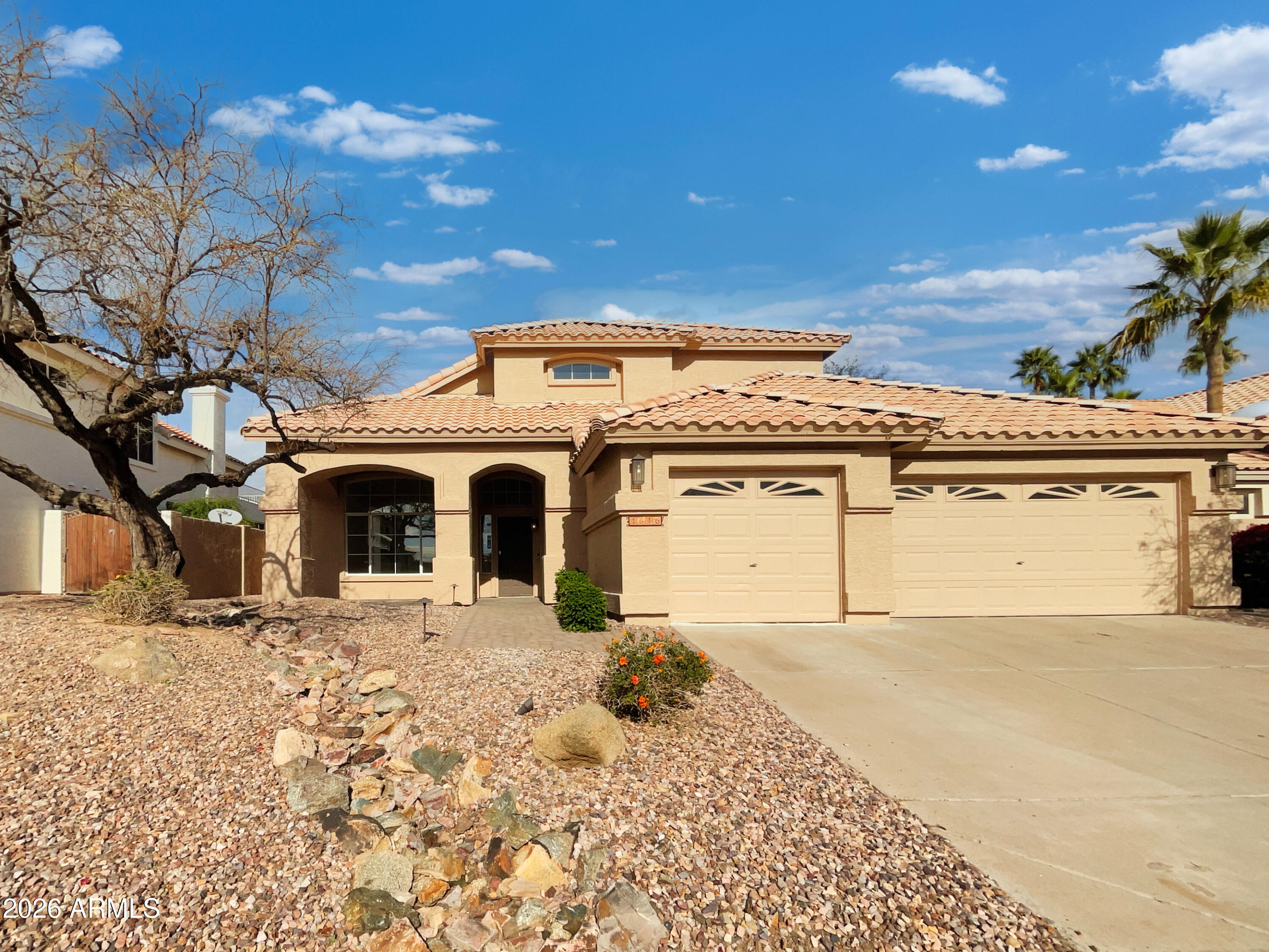 1616 E GLENHAVEN Drive, Phoenix, AZ 85048