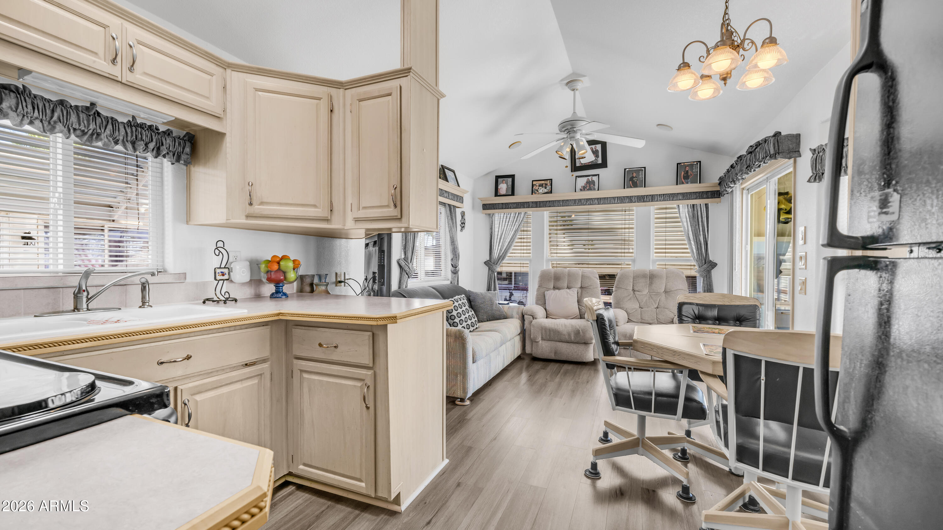 632 HAWKS EYE Drive 632, Apache Junction, AZ 85119