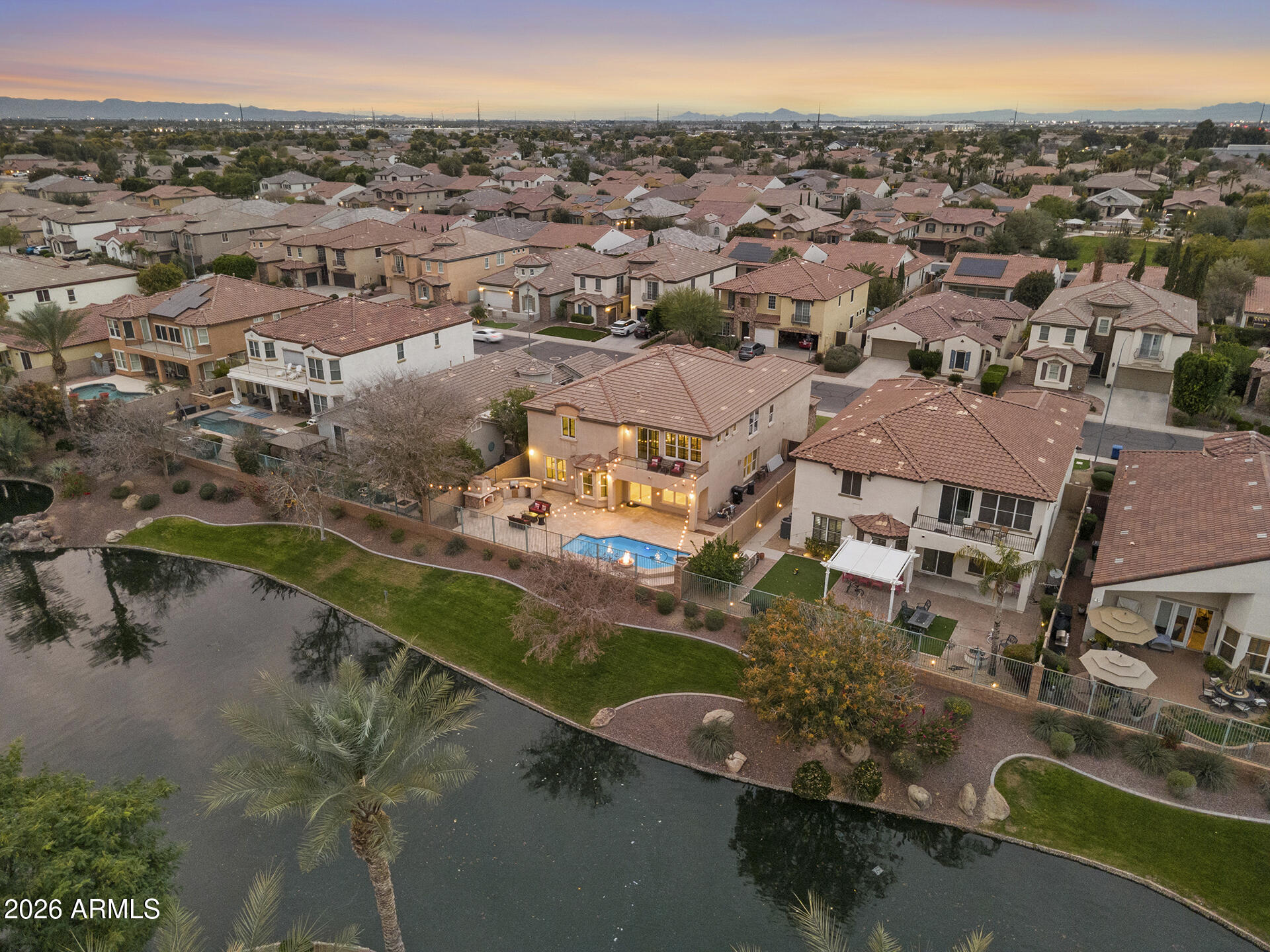 921 E CANYON Way, Chandler, AZ 85249