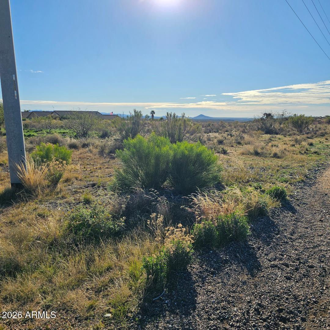 27247 S DEEP CREEK Drive 58, Congress, AZ 85332