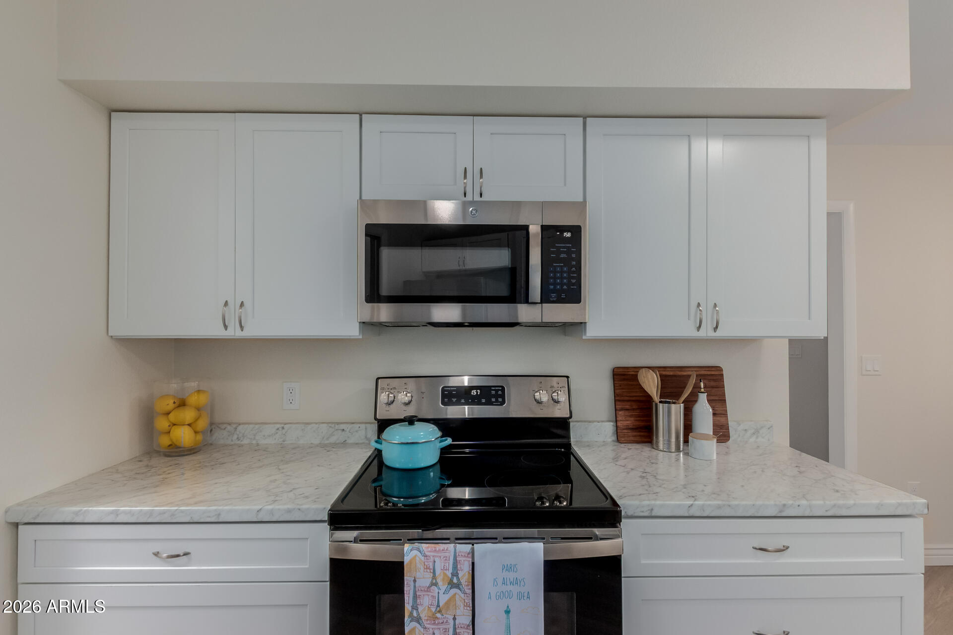 10943 W COGGINS Drive, Sun City, AZ 85351