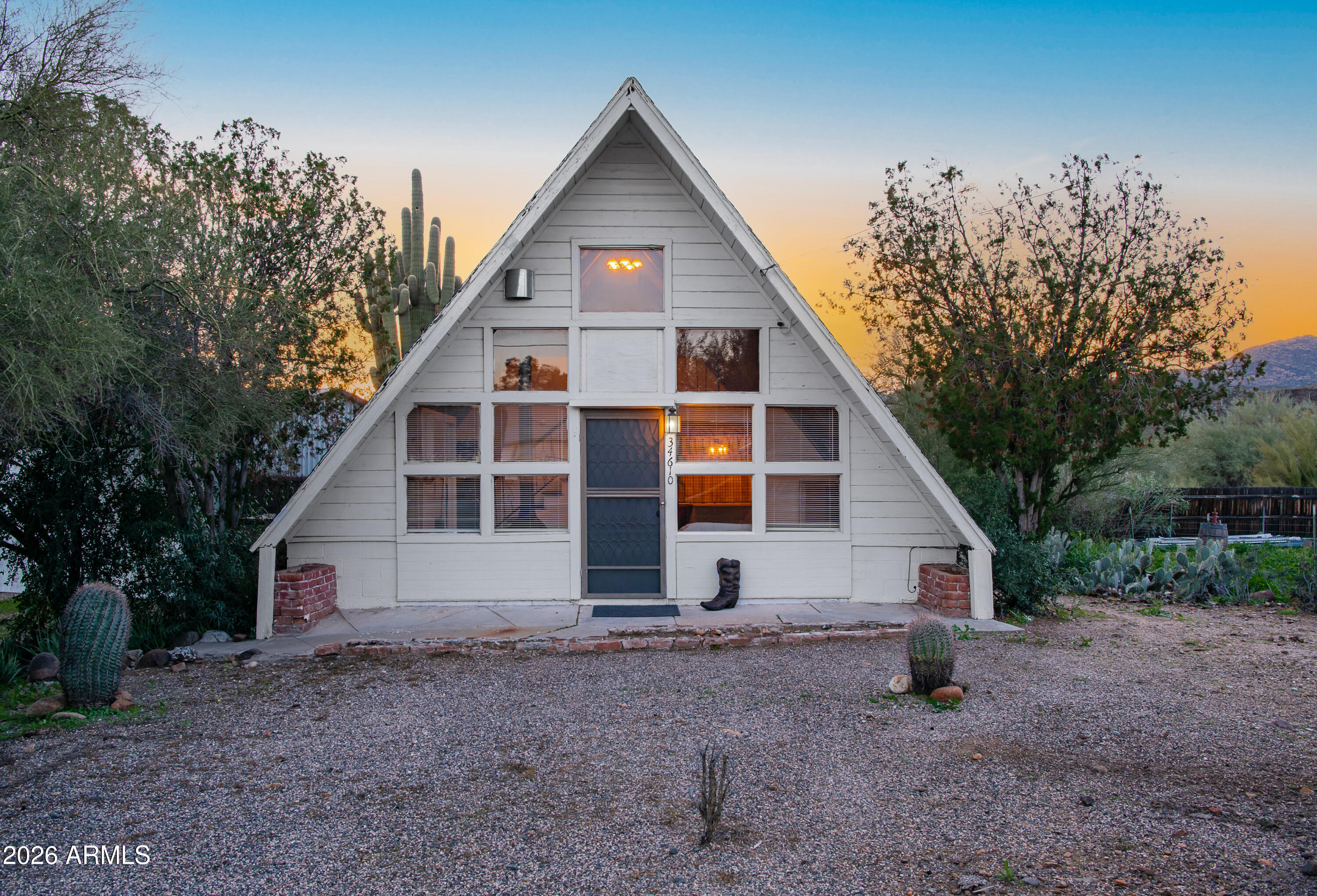 34610 S Vine Street, Black Canyon City, AZ 85324