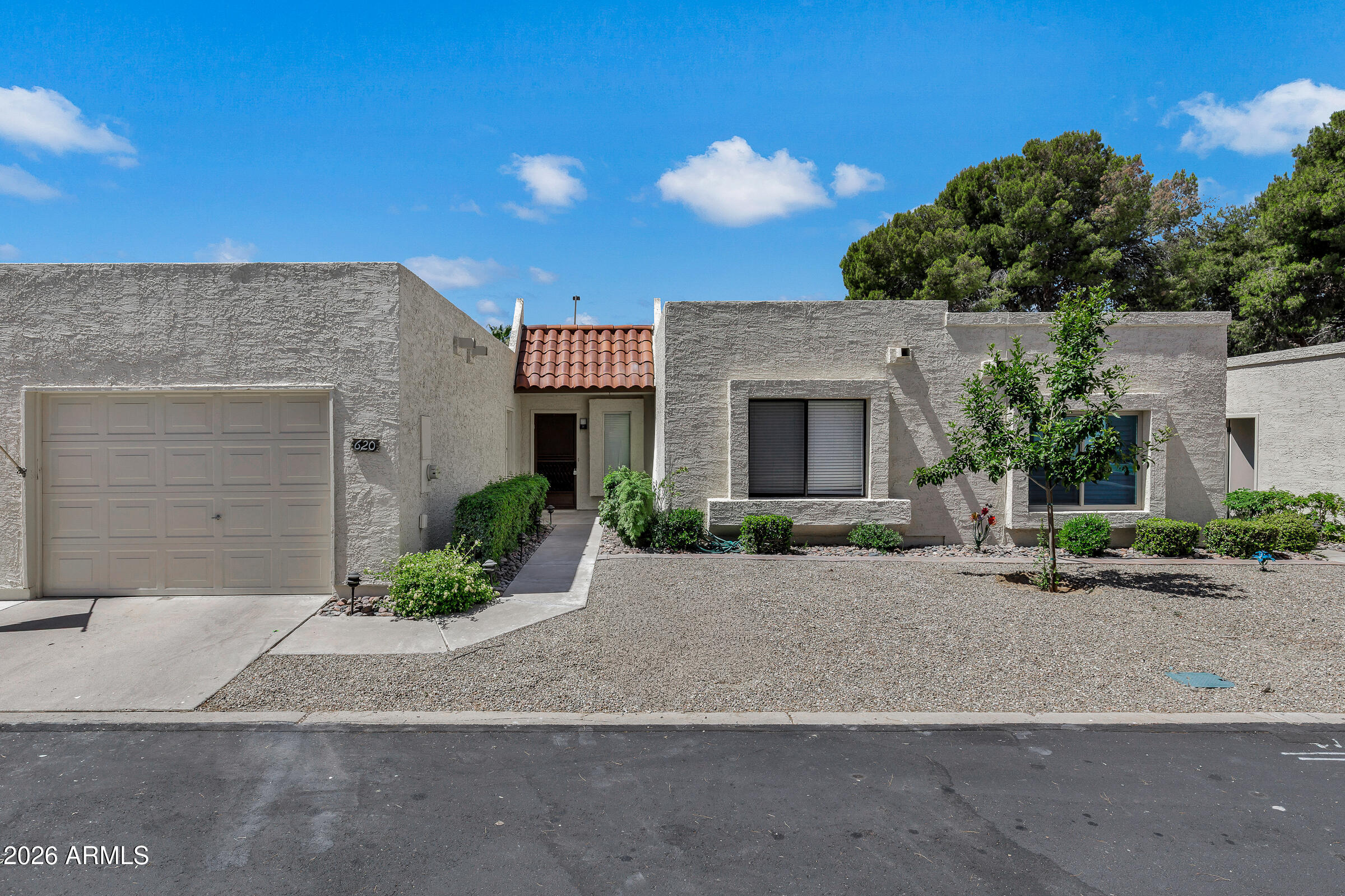620 S PRIVET Way, Mesa, AZ 85208