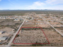 XX1 N 211th Avenue -, Wittmann, AZ 85361