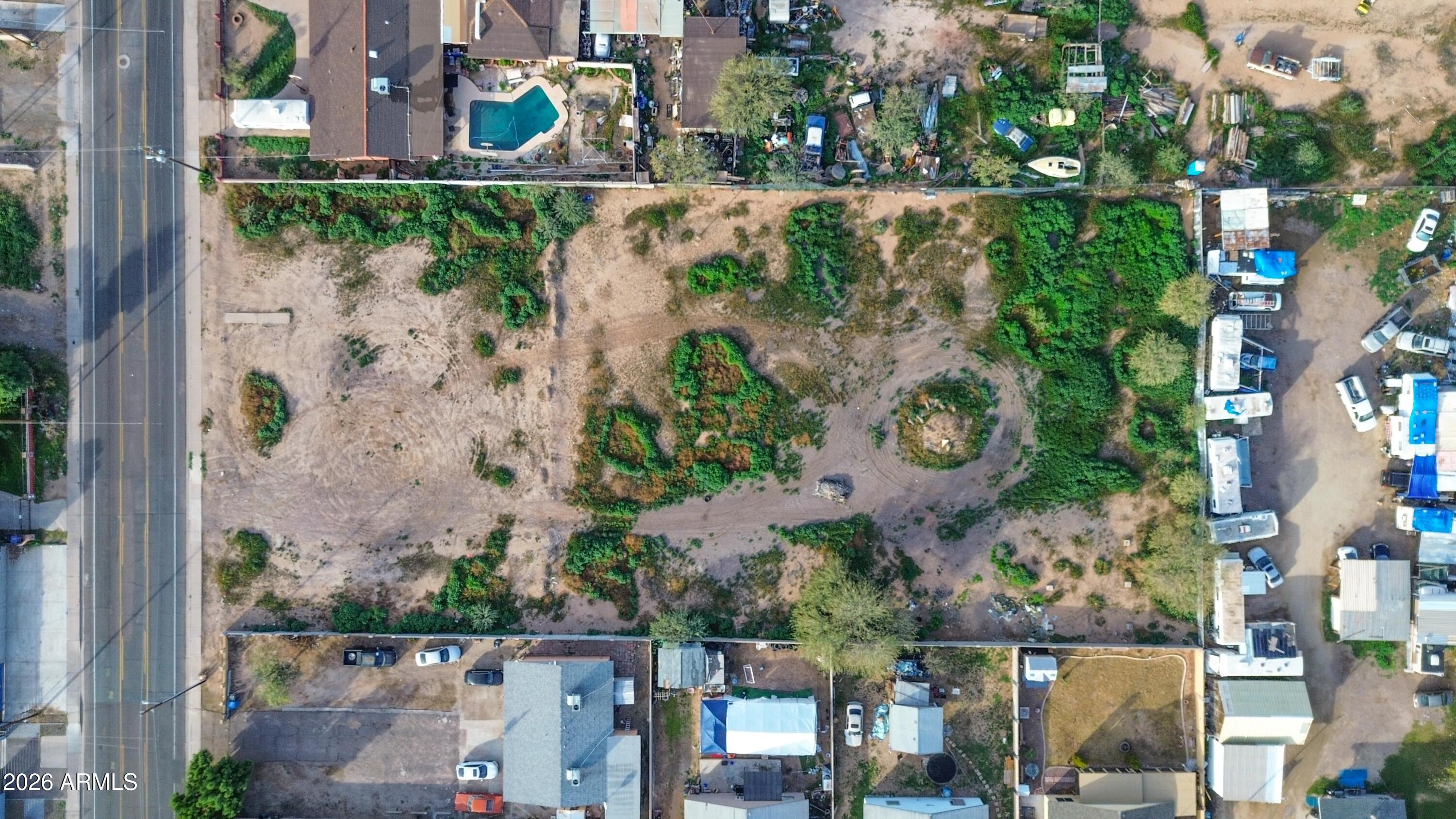 832 E ROESER Road -, Phoenix, AZ 85040