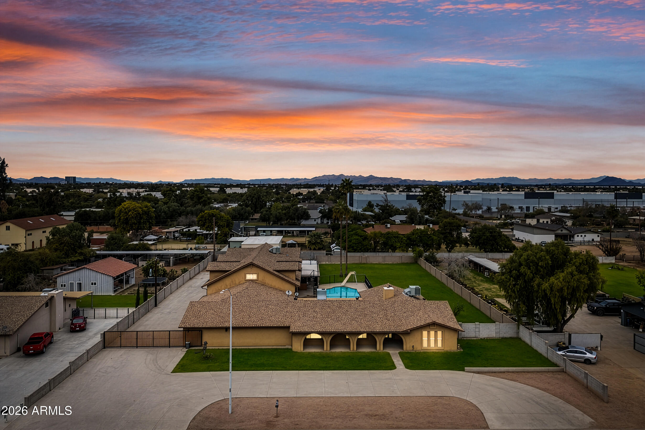 322 E Redfield Road, Chandler, AZ 85225