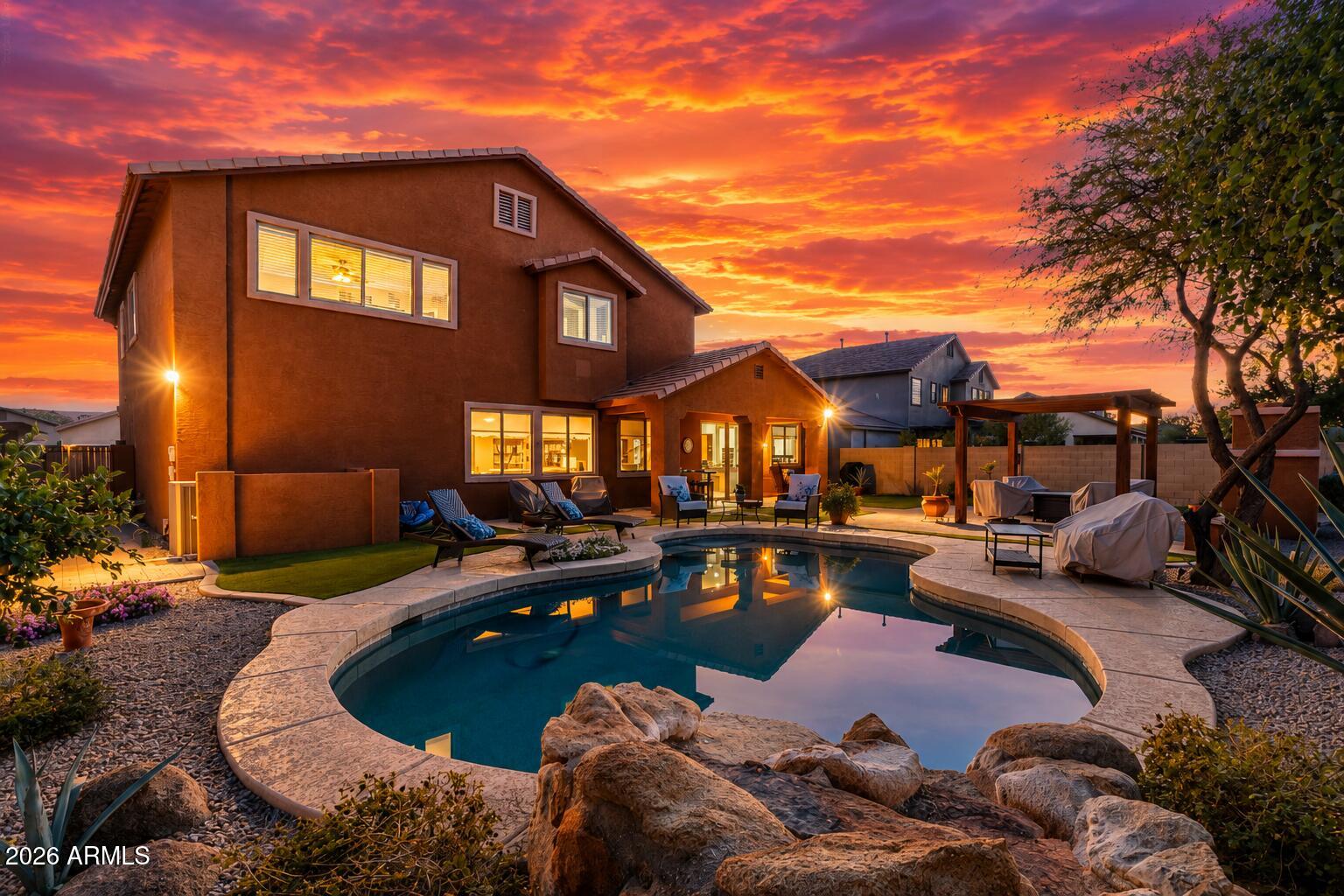 2340 W Bramble Berry Lane, Phoenix, AZ 85085