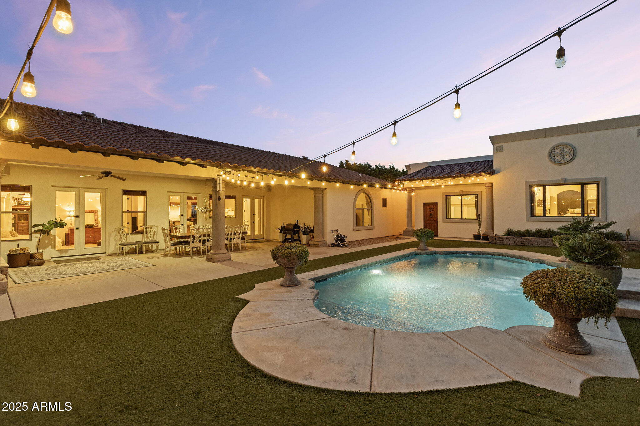 1500 N CRISMON Road, Mesa, AZ 85207
