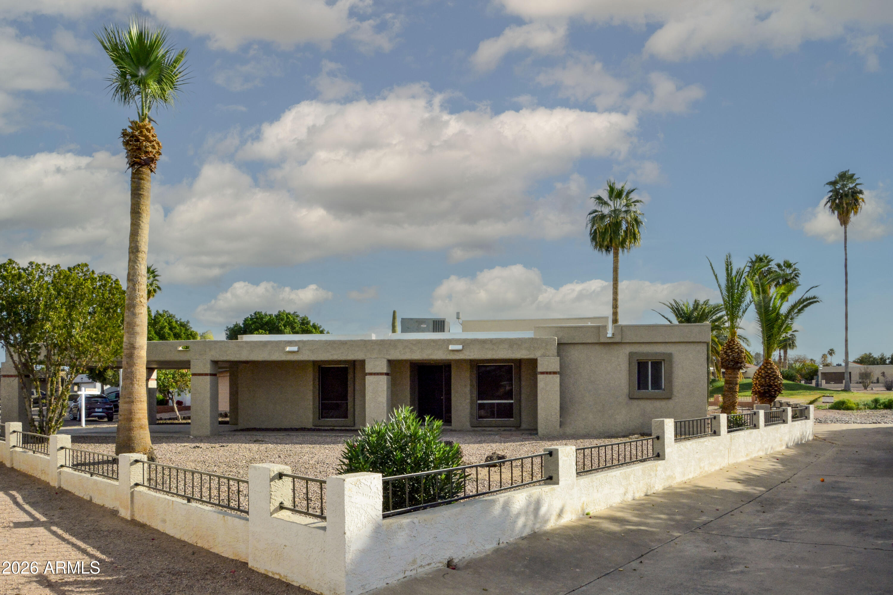 2529 N DORAL Circle, Mesa, AZ 85215