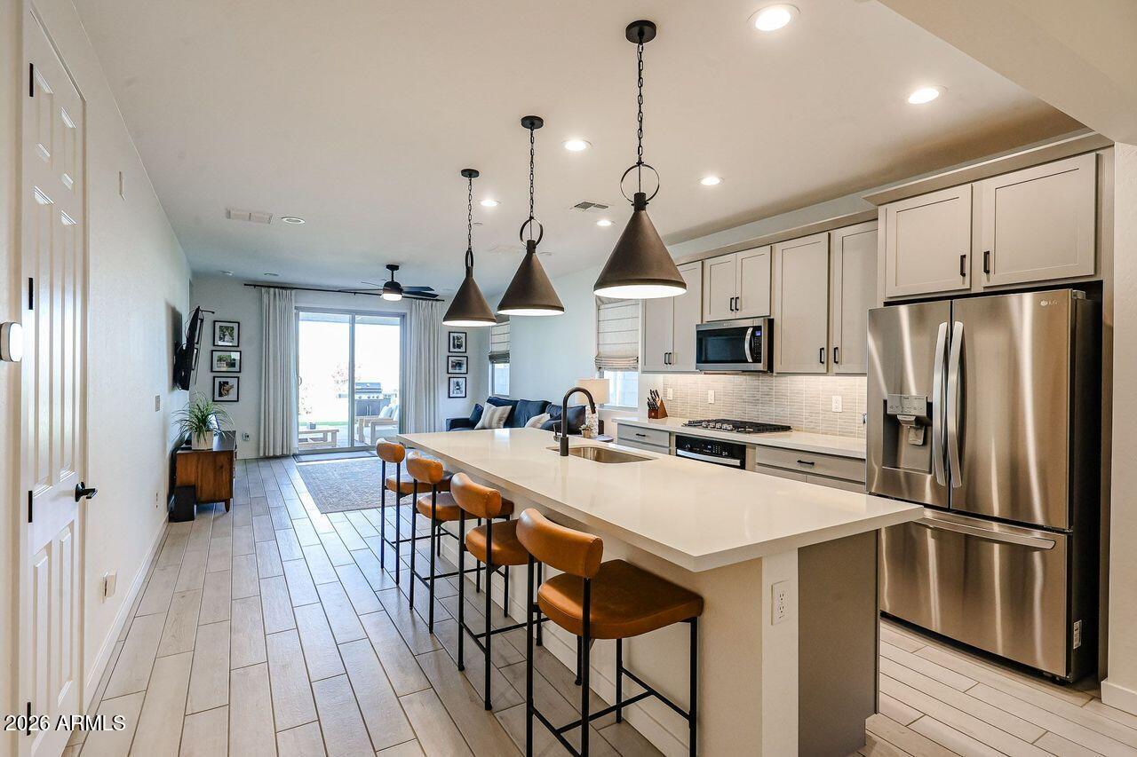 13594 W SHIFTING SANDS Drive, Peoria, AZ 85383