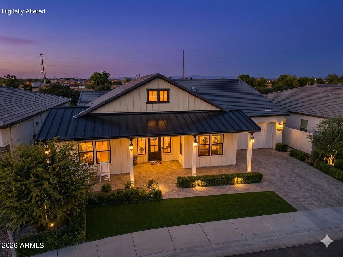 17546 W MONTPELIER Street, Surprise, AZ 85388