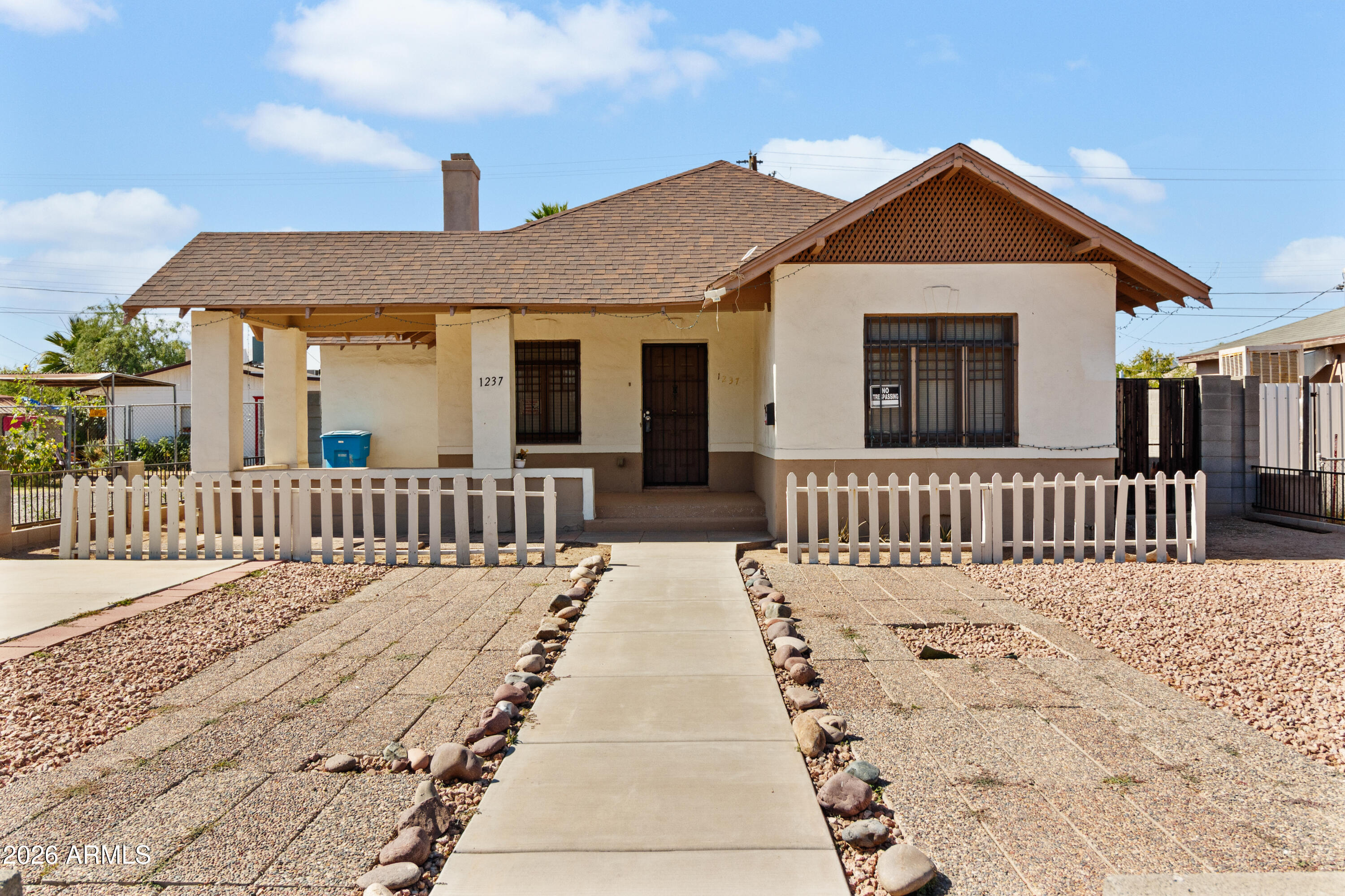 1237 E PIERCE Street, Phoenix, AZ 85006