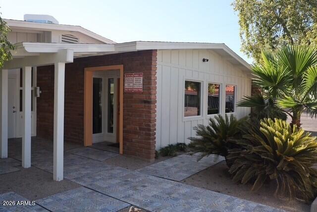 214 E MONTEREY Way, Phoenix, AZ 85012