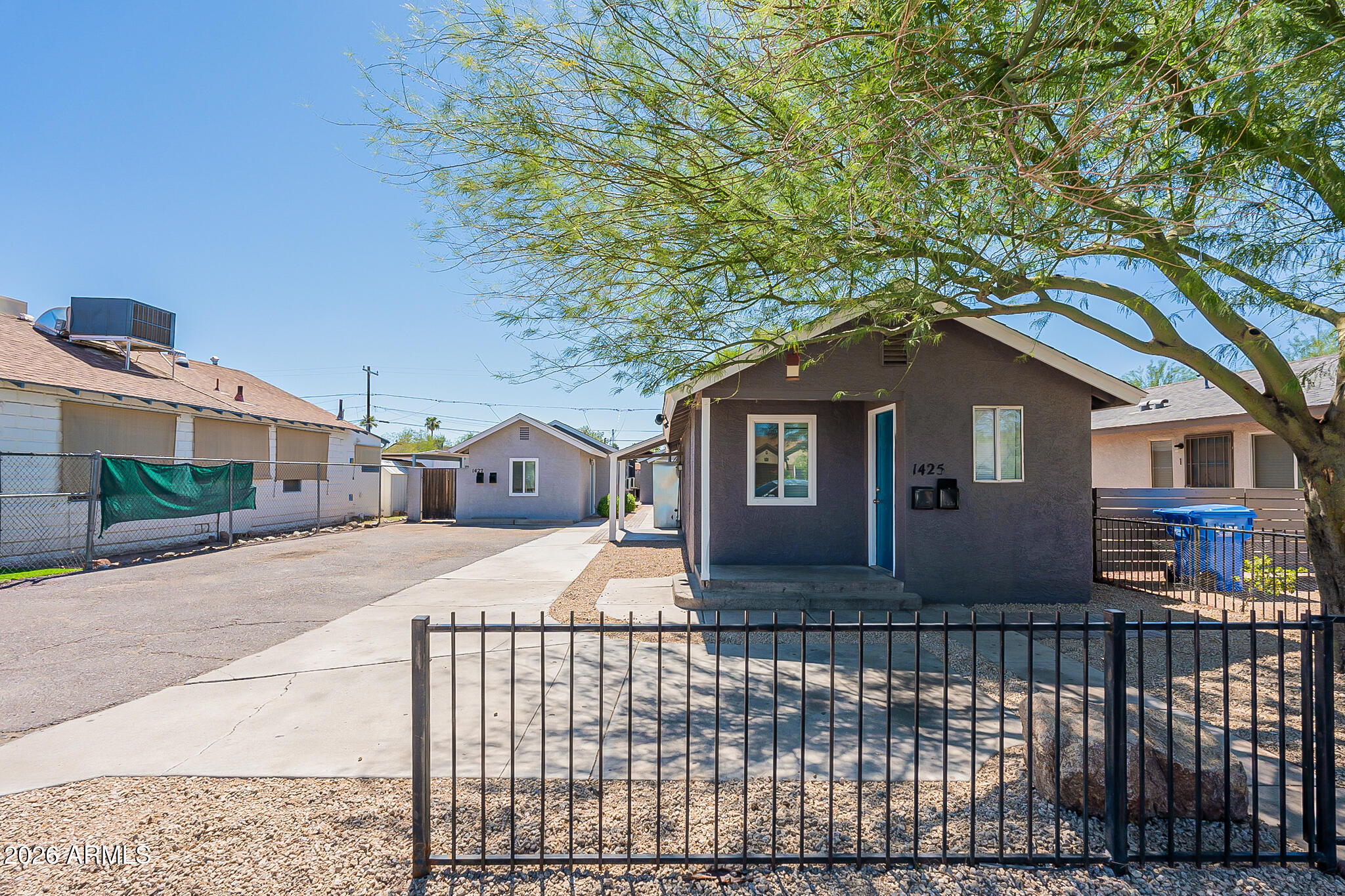 1425 E ROOSEVELT Street, Phoenix, AZ 85006