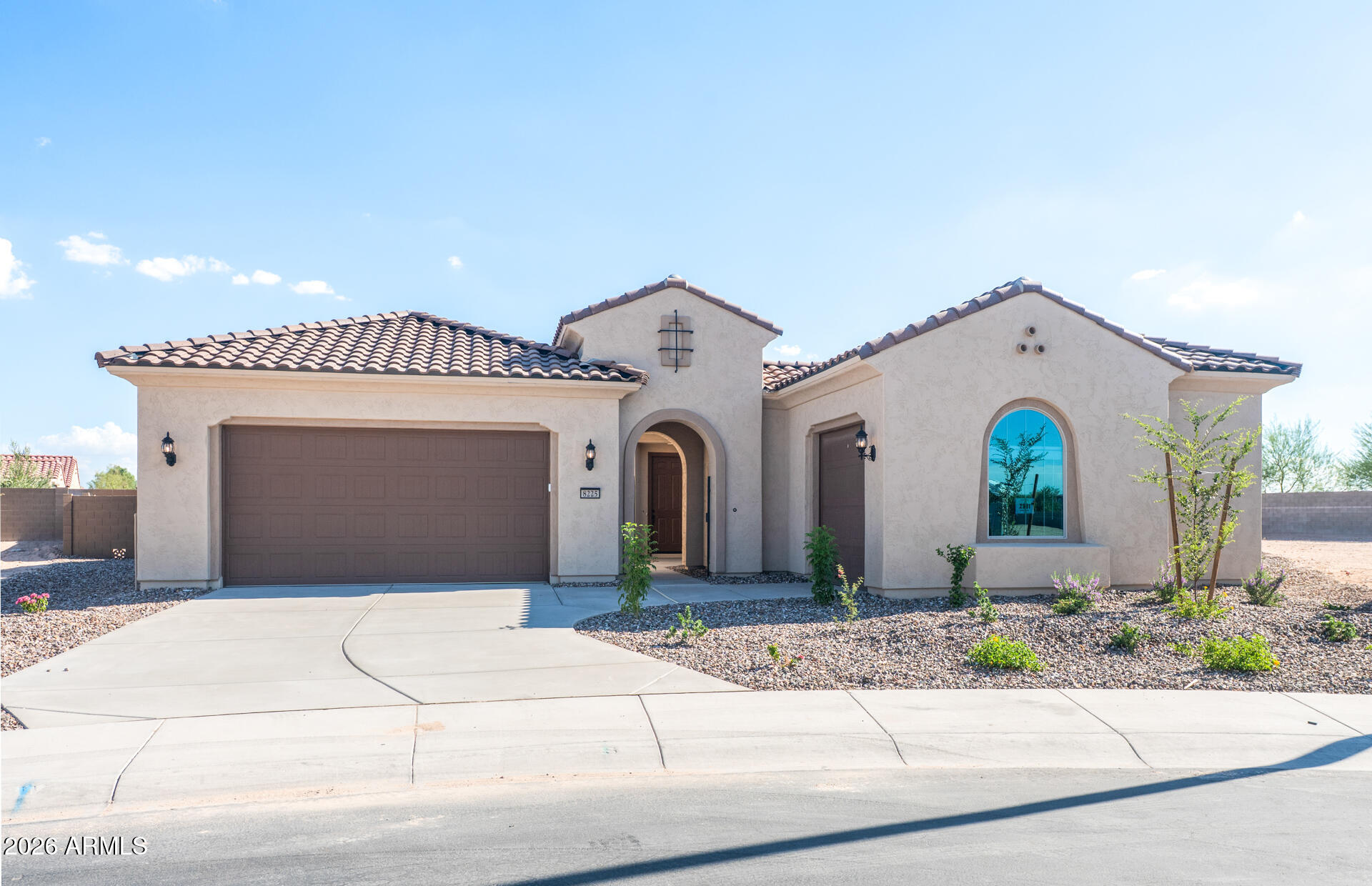 8225 W Willow Way, Florence, AZ 85132