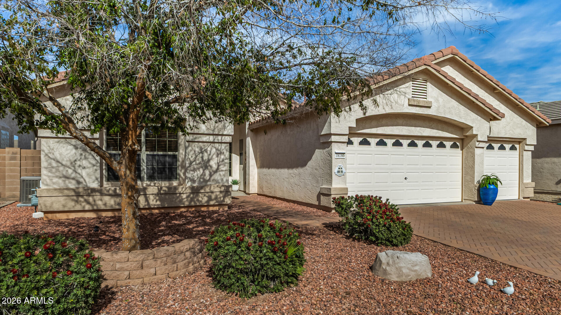 18186 W CONTINENTAL Parkway, Surprise, AZ 85374