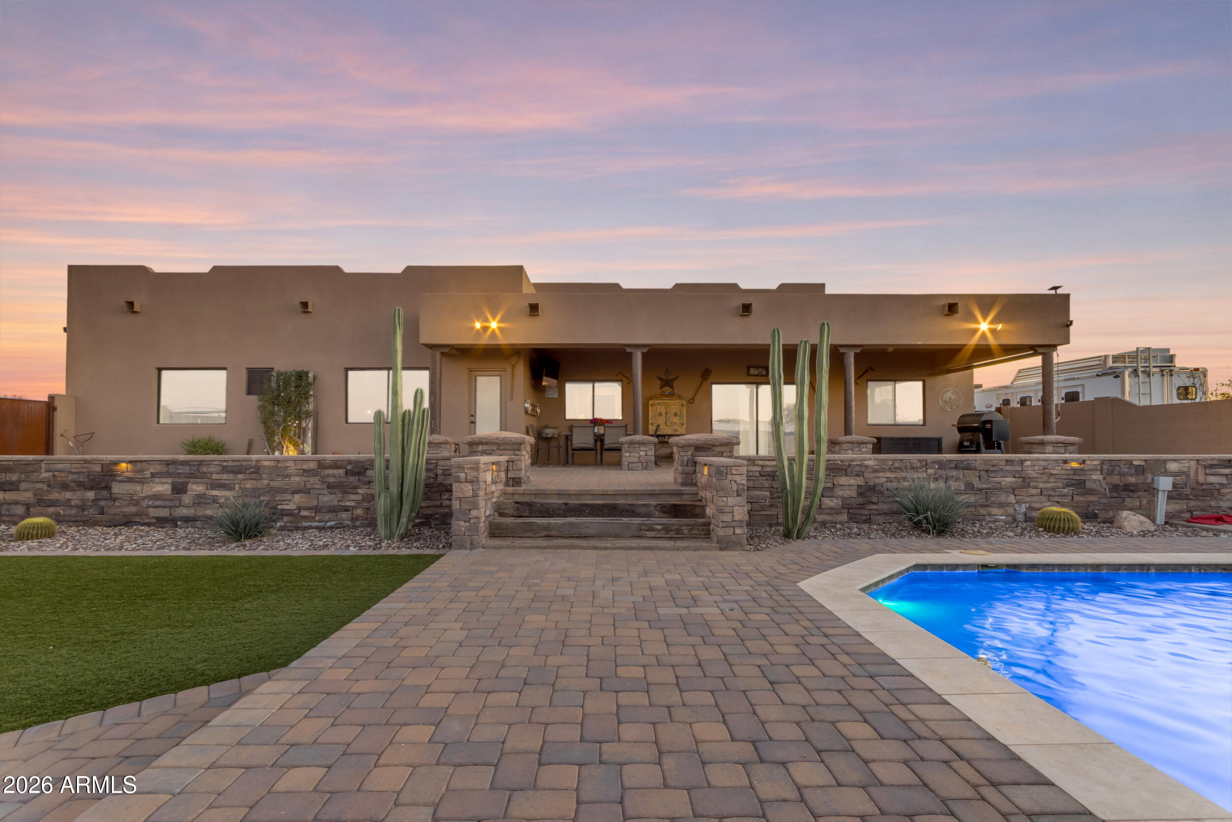 2258 W SILVERDALE Road, San Tan Valley, AZ 85144