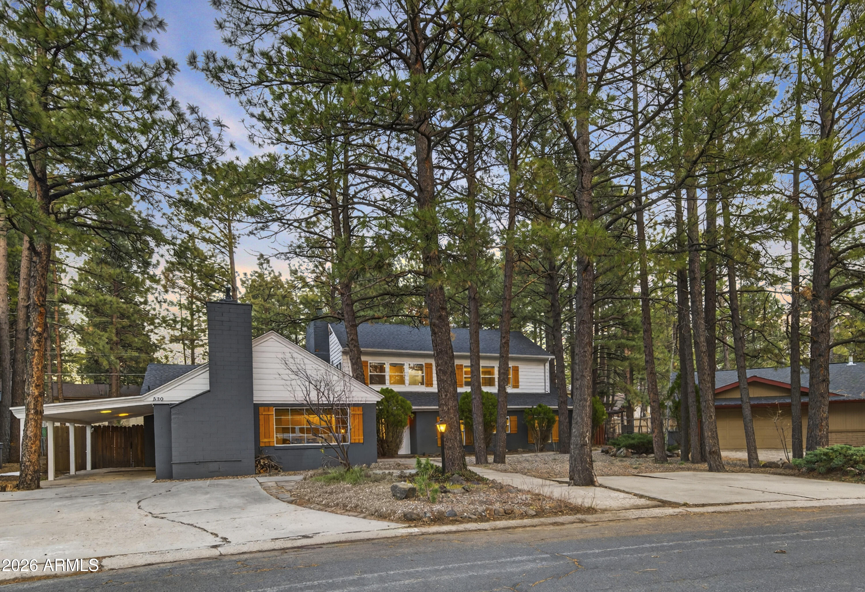 530 N CHARLES Road, Flagstaff, AZ 86001