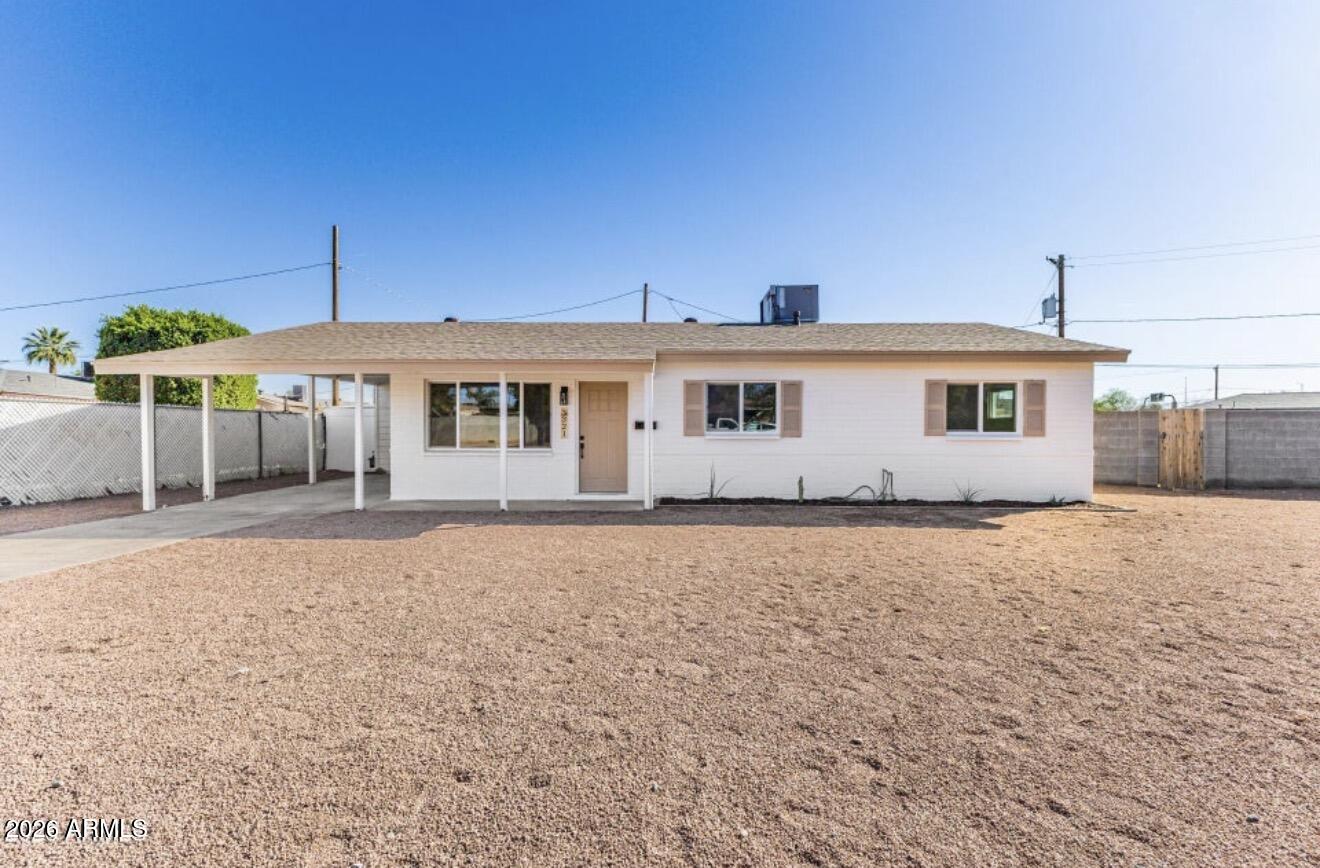 3321 E BELLEVIEW Street, Phoenix, AZ 85008